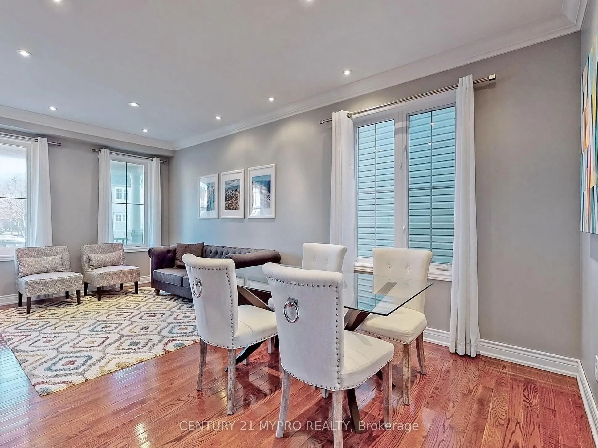 12 Cree Drive