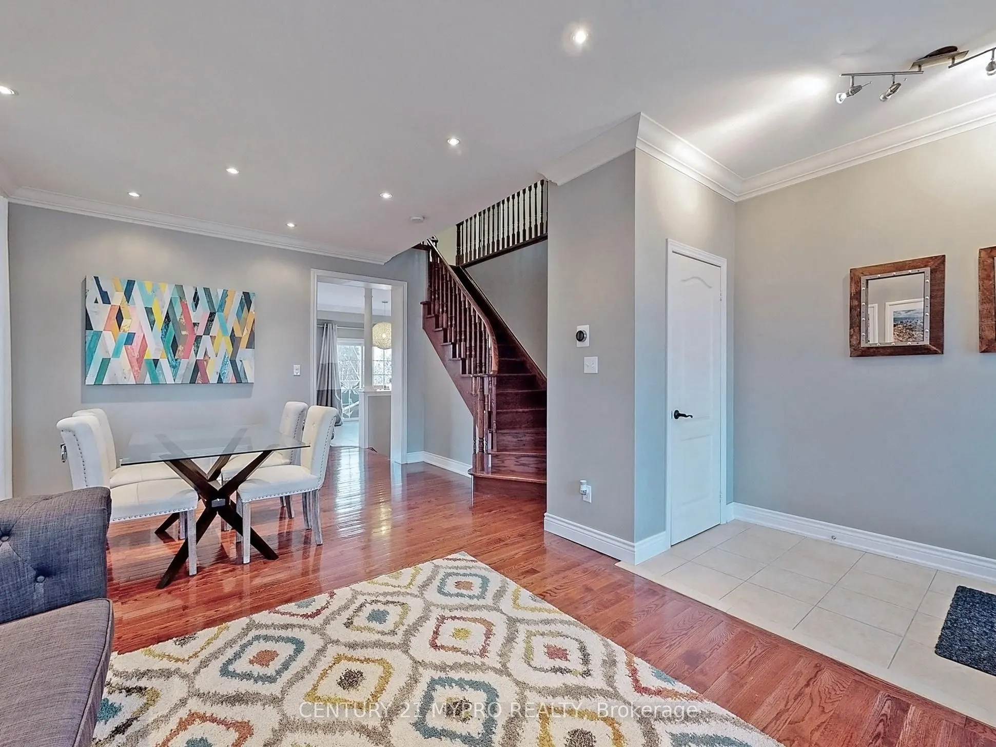 12 Cree Drive