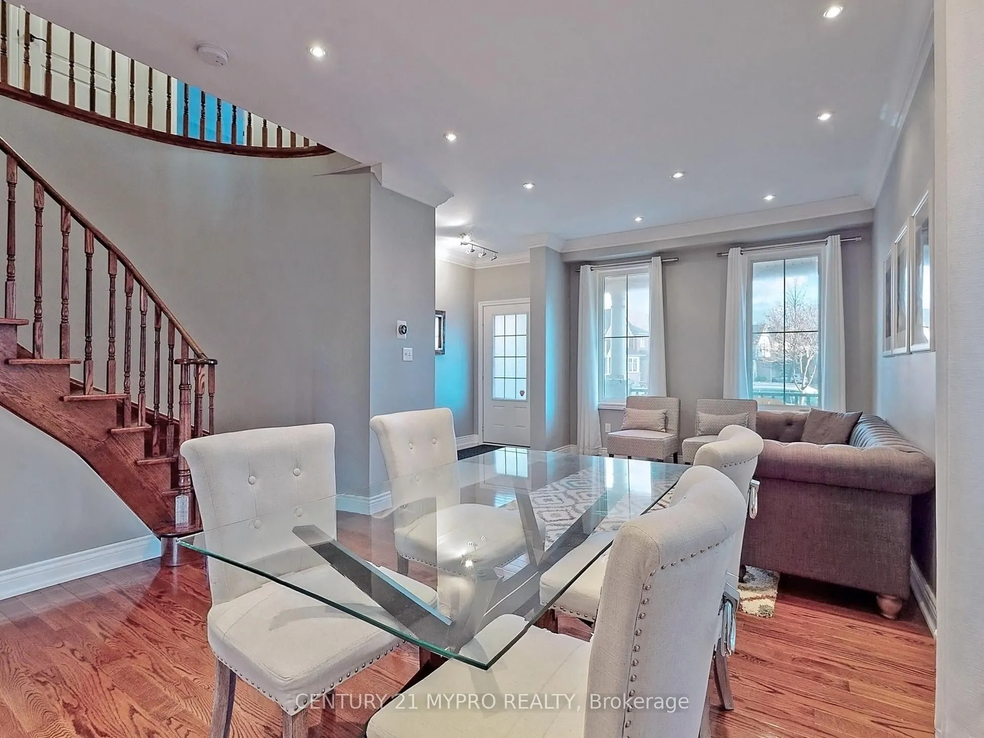 12 Cree Drive