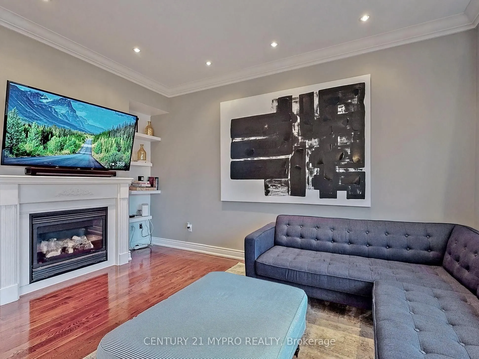 12 Cree Drive