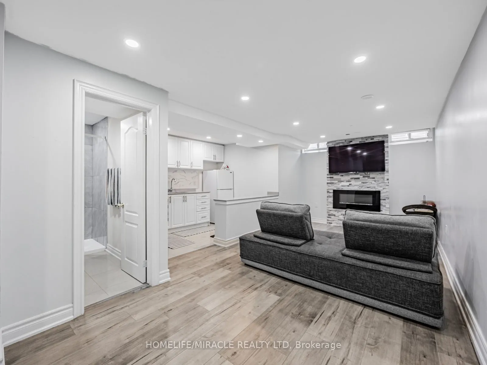 172 Gristone Crescent
