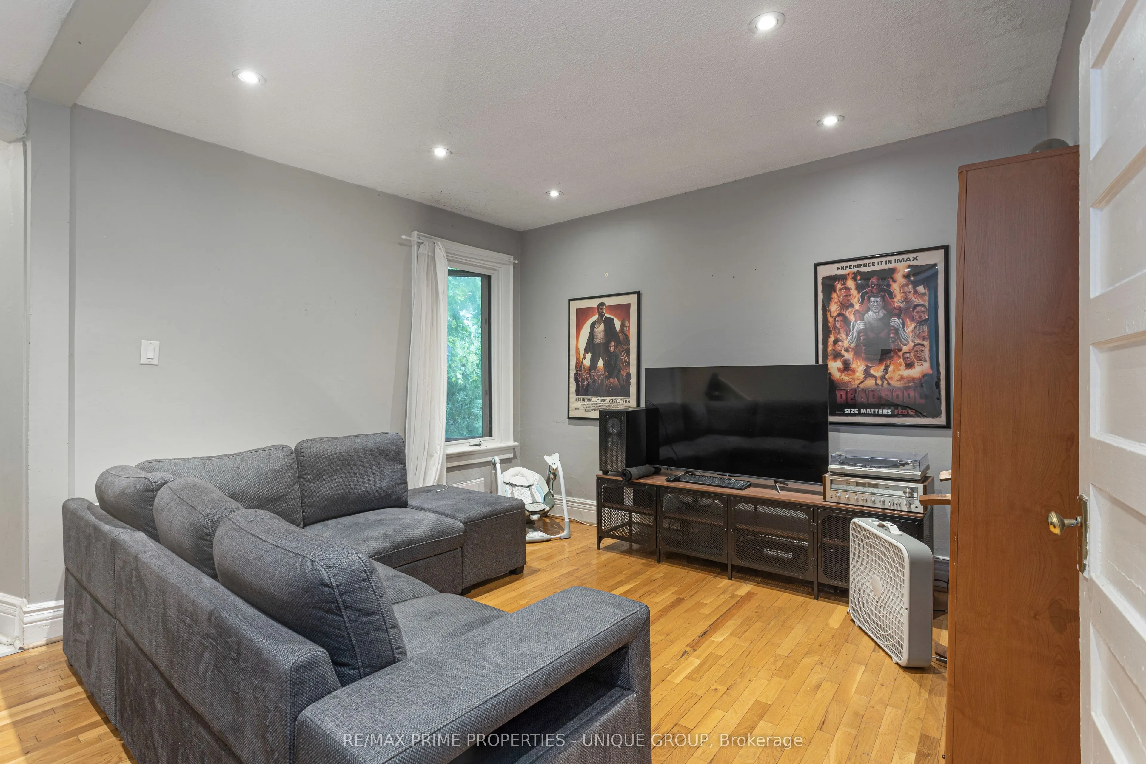 1316 Queen Street E, #Upper