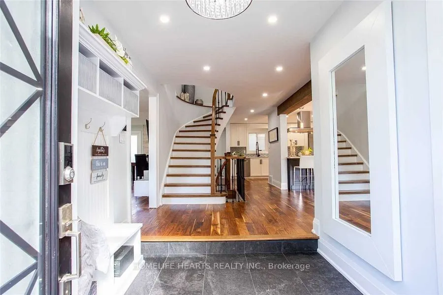 3 Radford Drive