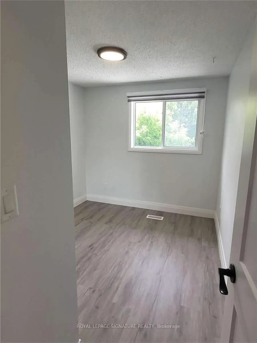 726 Grandview Drive, #Main