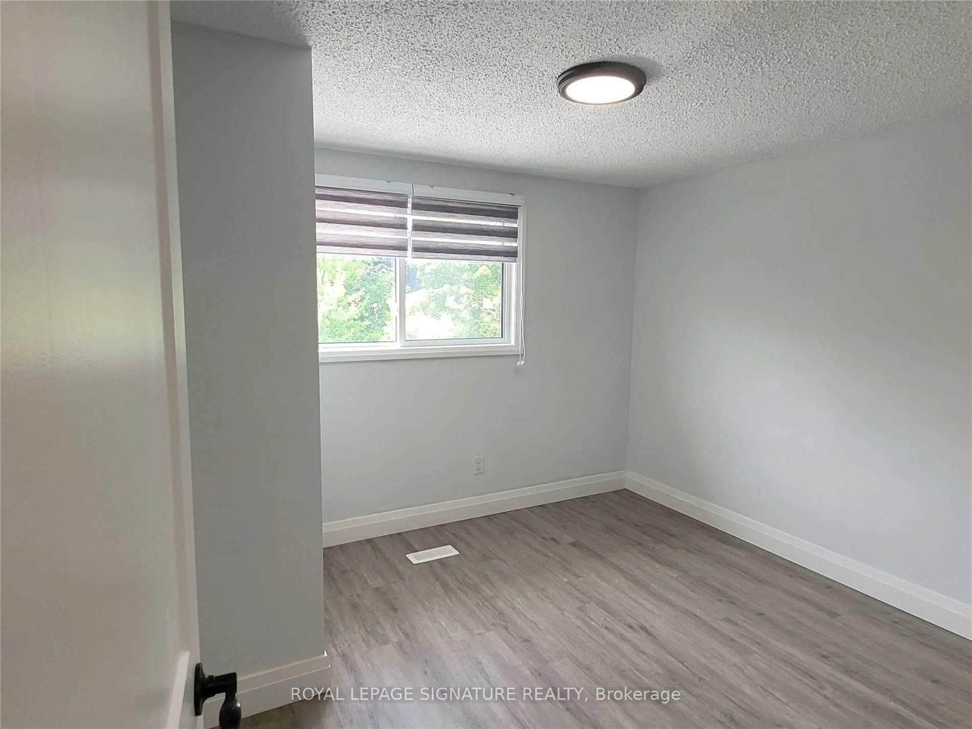726 Grandview Drive, #Main