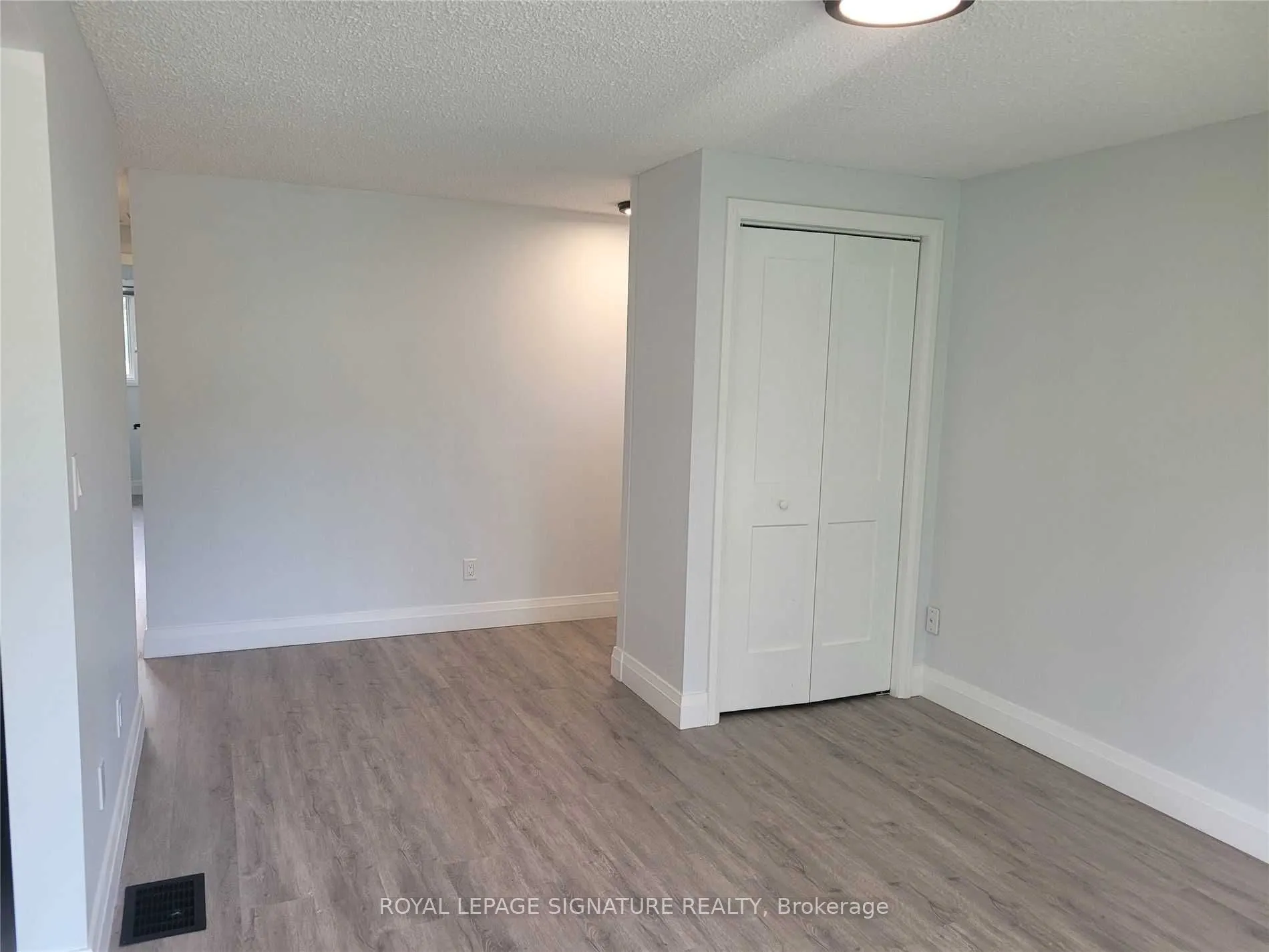 726 Grandview Drive, #Main