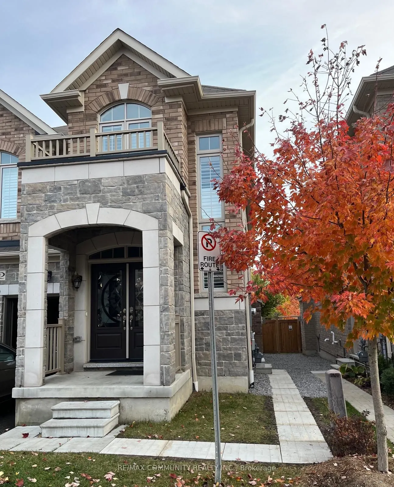 30 Hassard-Short Lane, #Lower