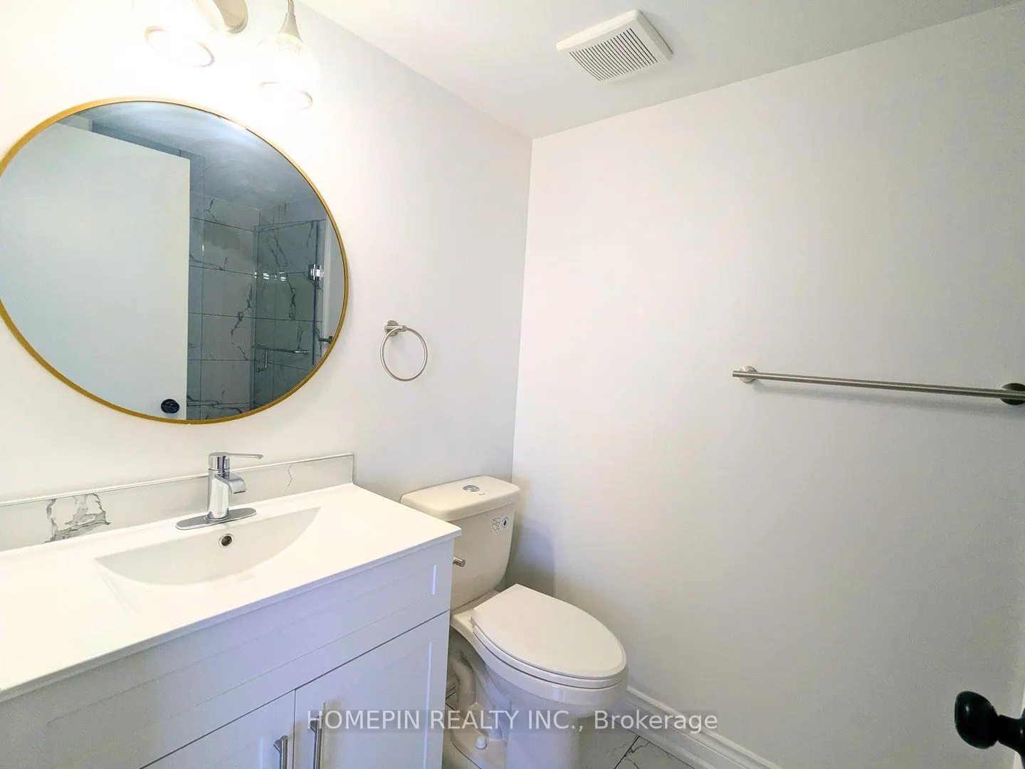 135 Village Green Square, #1625
