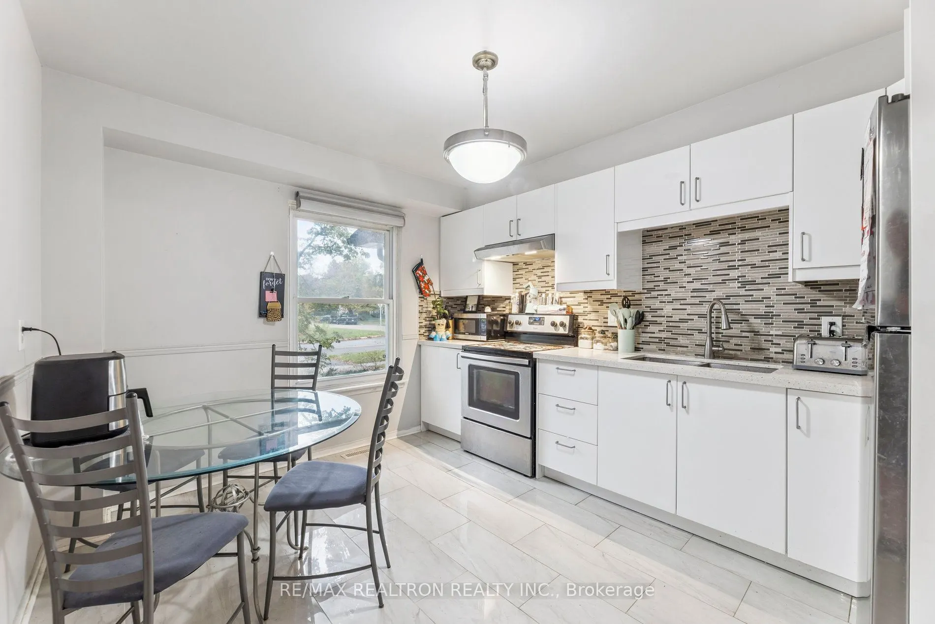54 Rands Road