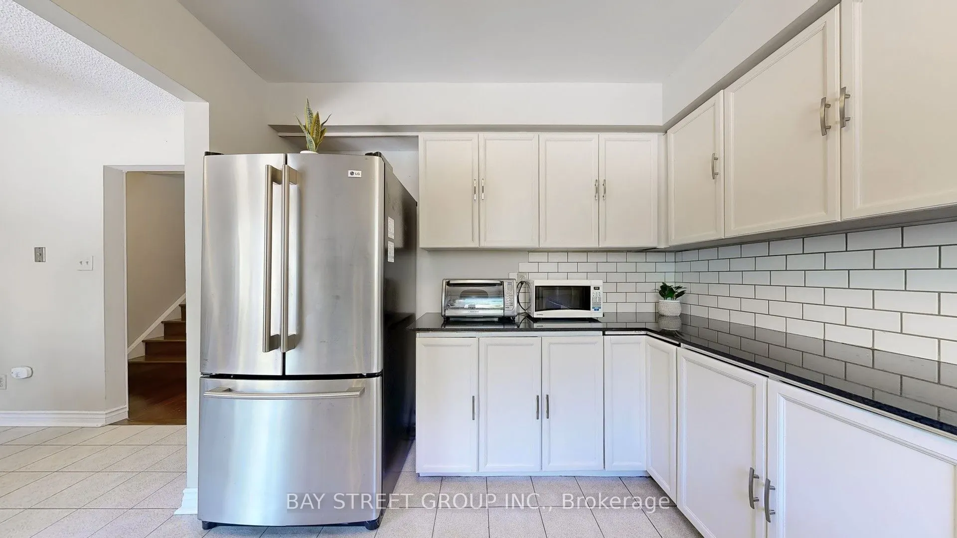 25 Cardwell Avenue, #30