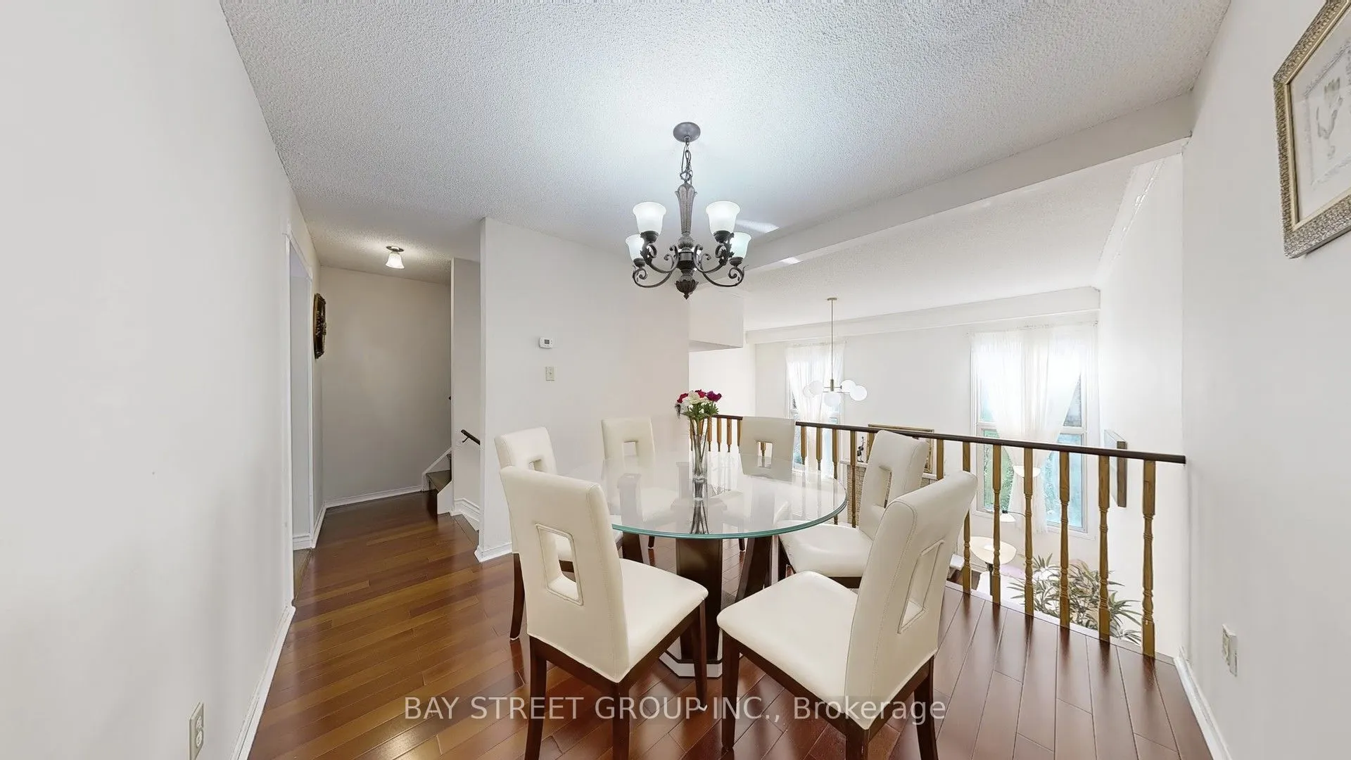 25 Cardwell Avenue, #30