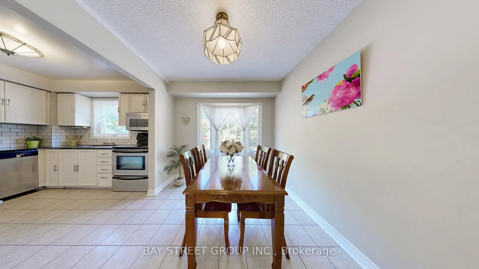25 Cardwell Avenue, #30