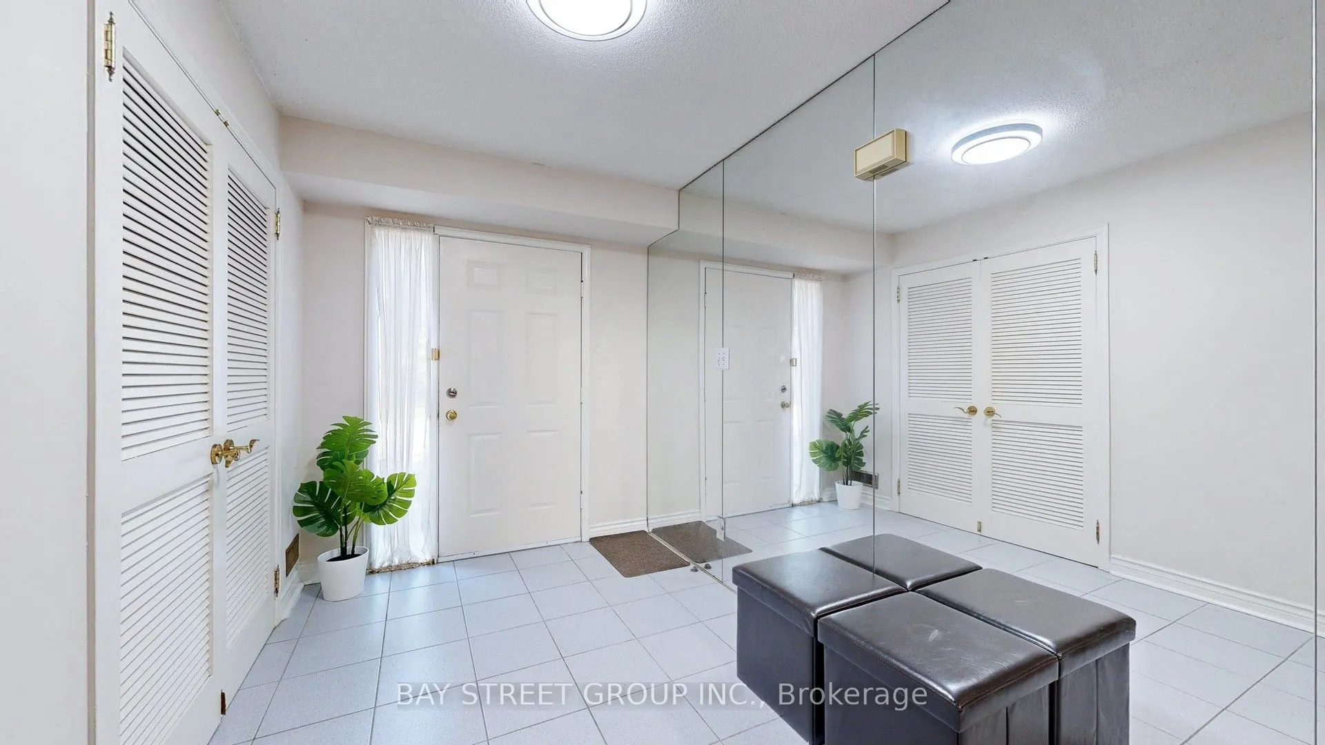 25 Cardwell Avenue, #30