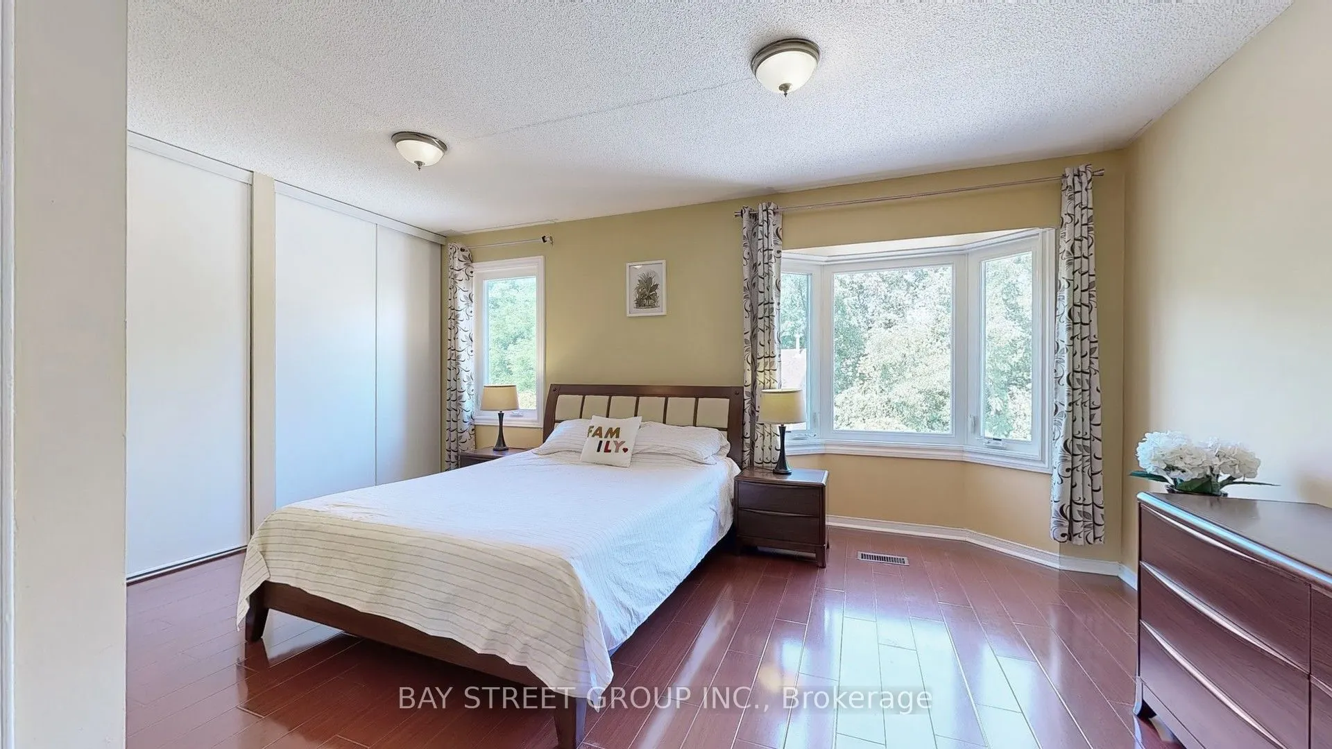 25 Cardwell Avenue, #30