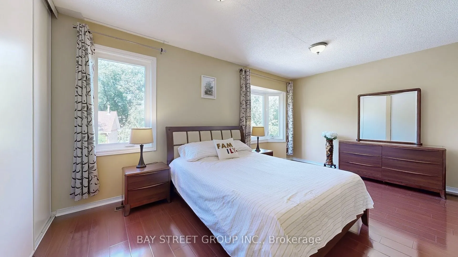 25 Cardwell Avenue, #30