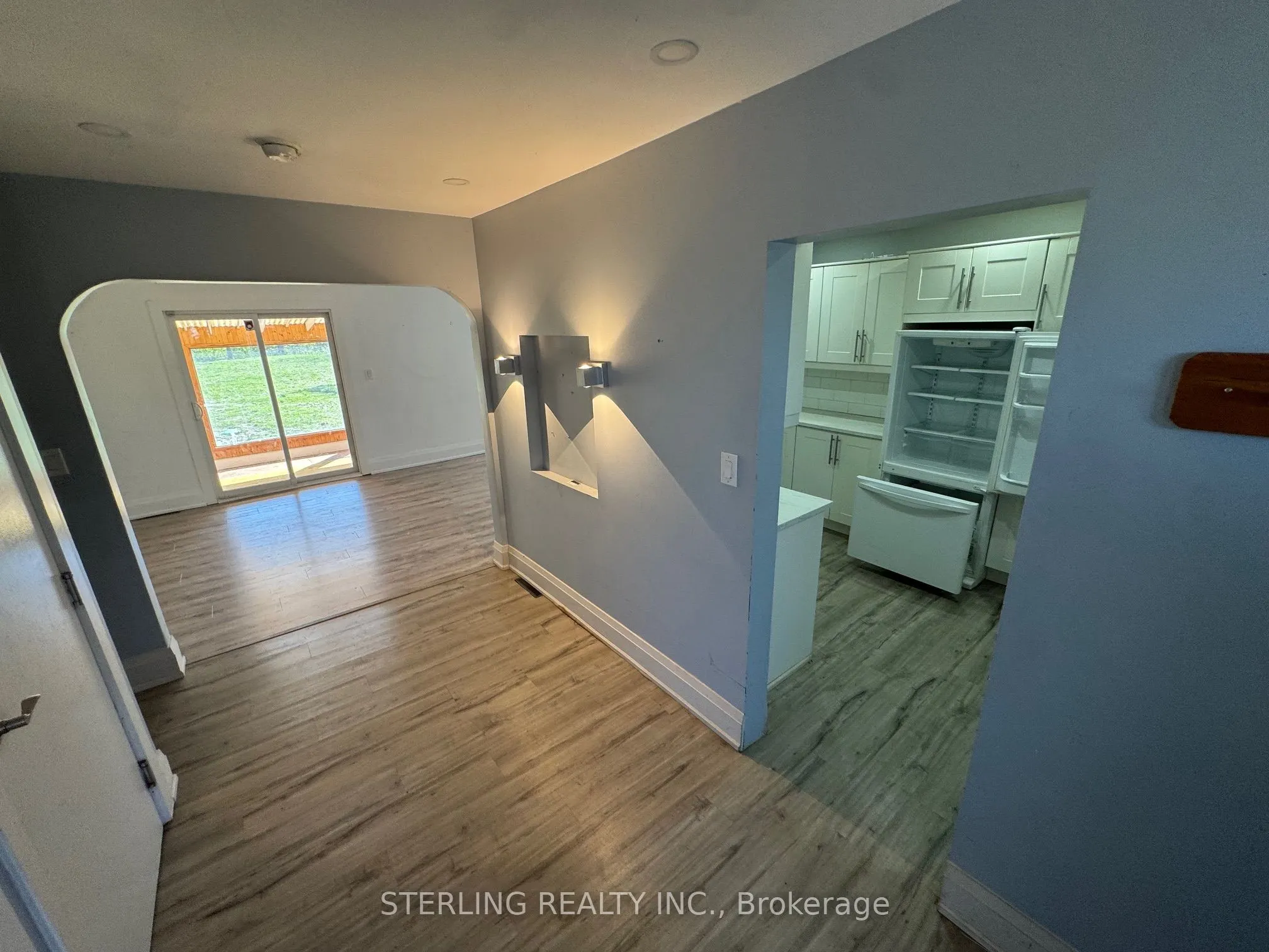 345 Myrtle Road E