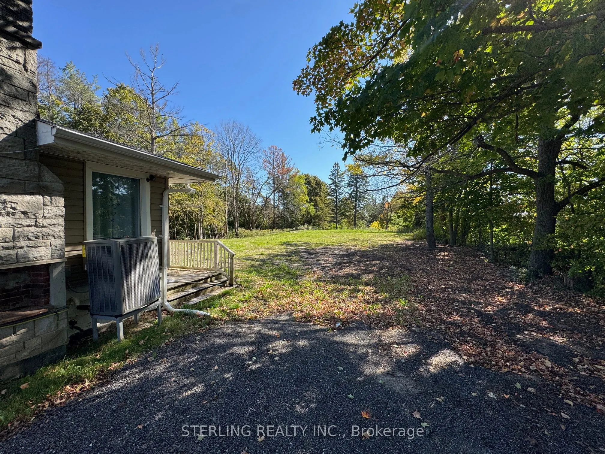 345 Myrtle Road E