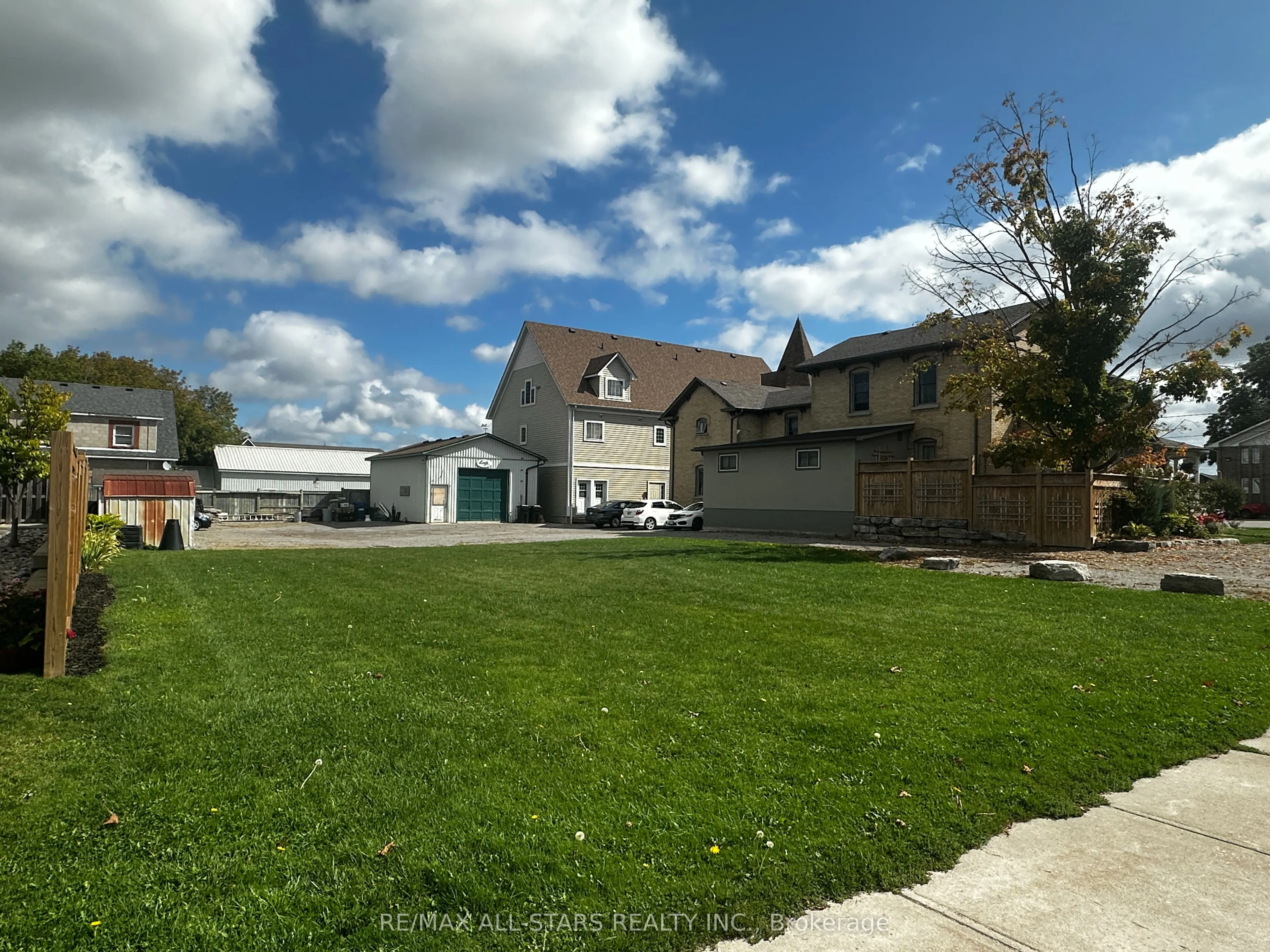 103 Perry Street