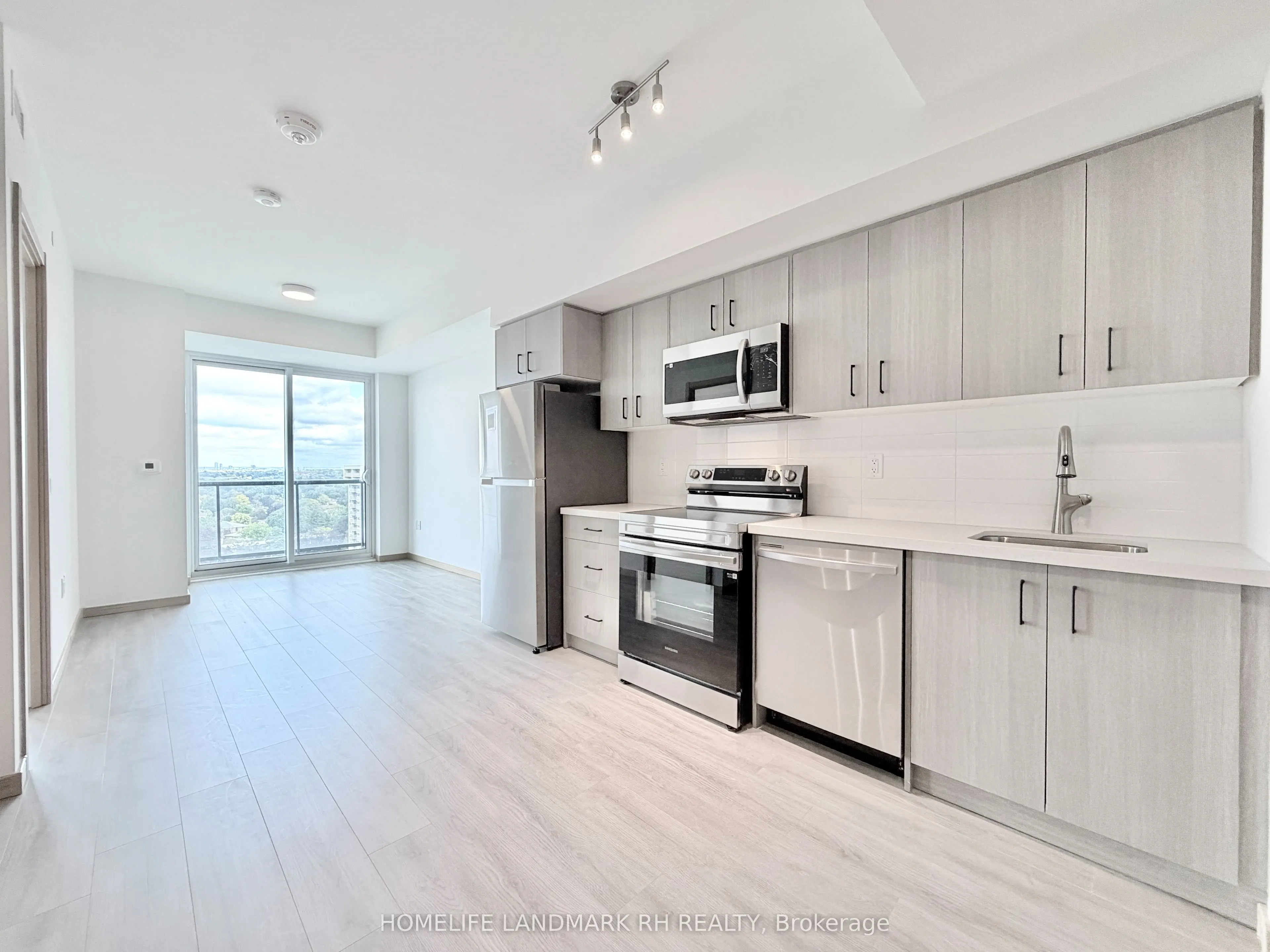 3429 Sheppard Avenue E, #00