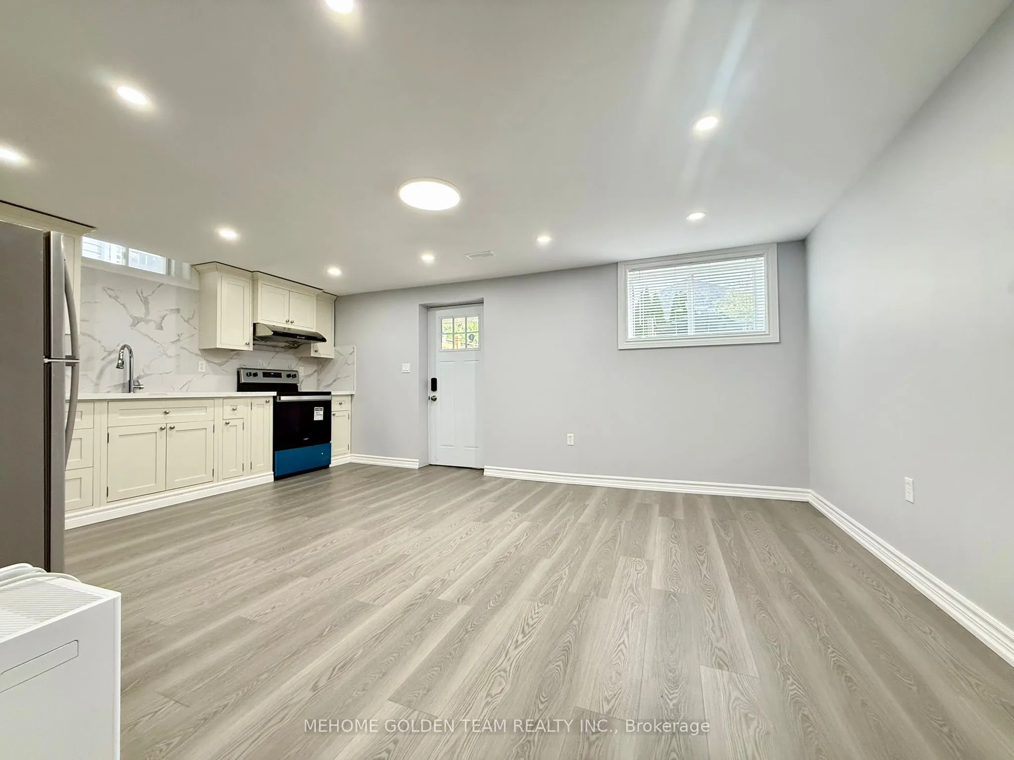 1596 Spencely Drive, #Bsmt