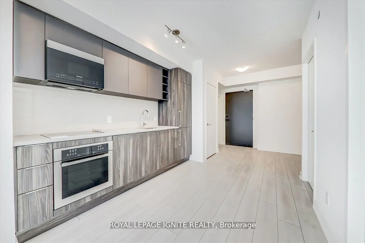 2033 Kennedy Road, #2101