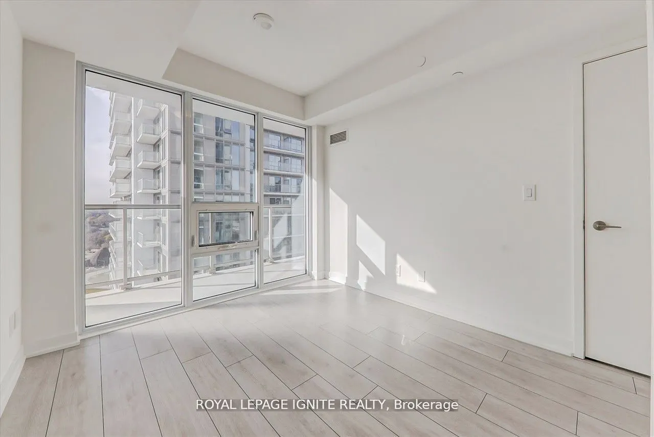 2033 Kennedy Road, #2101