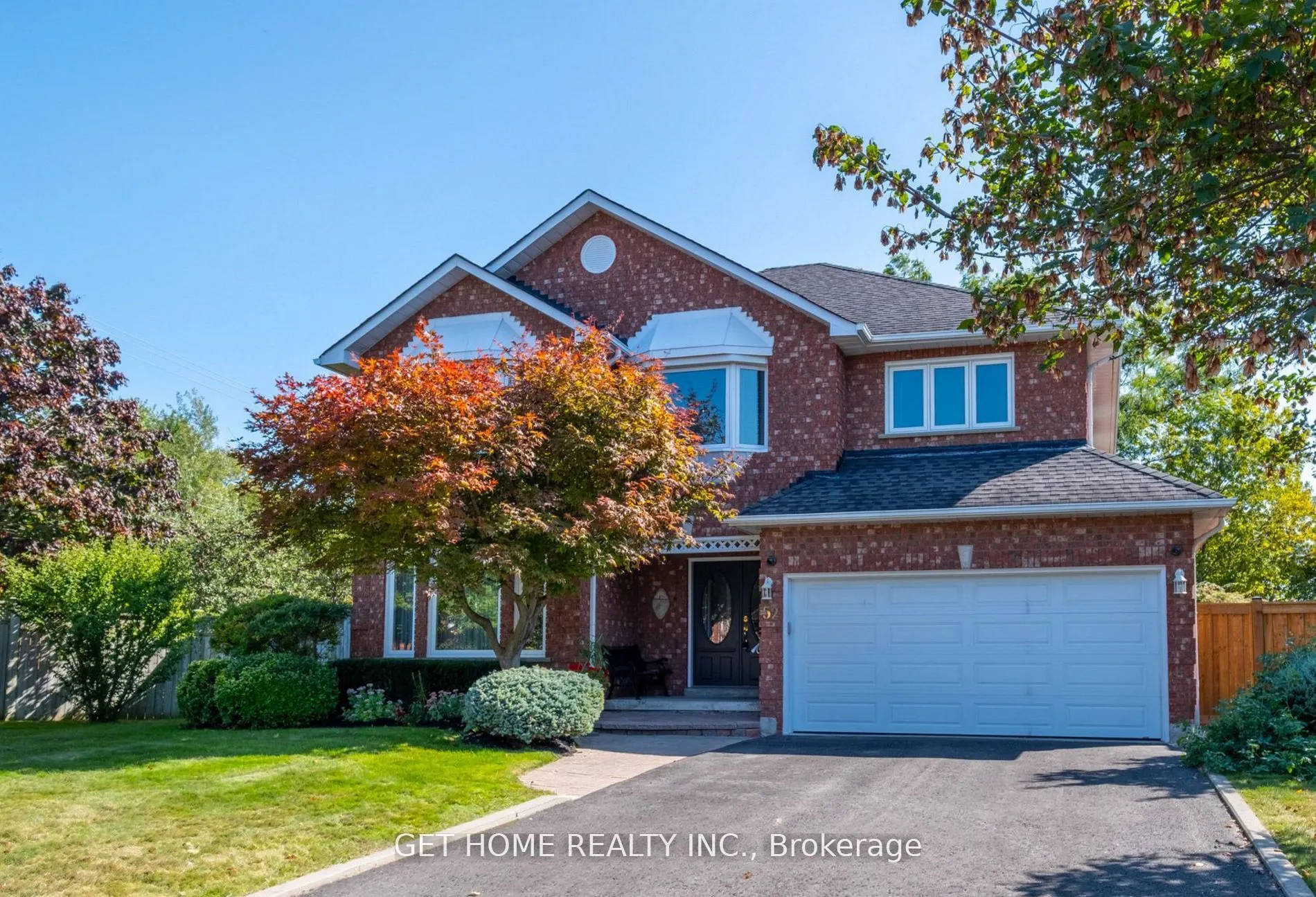52 Emmet Place