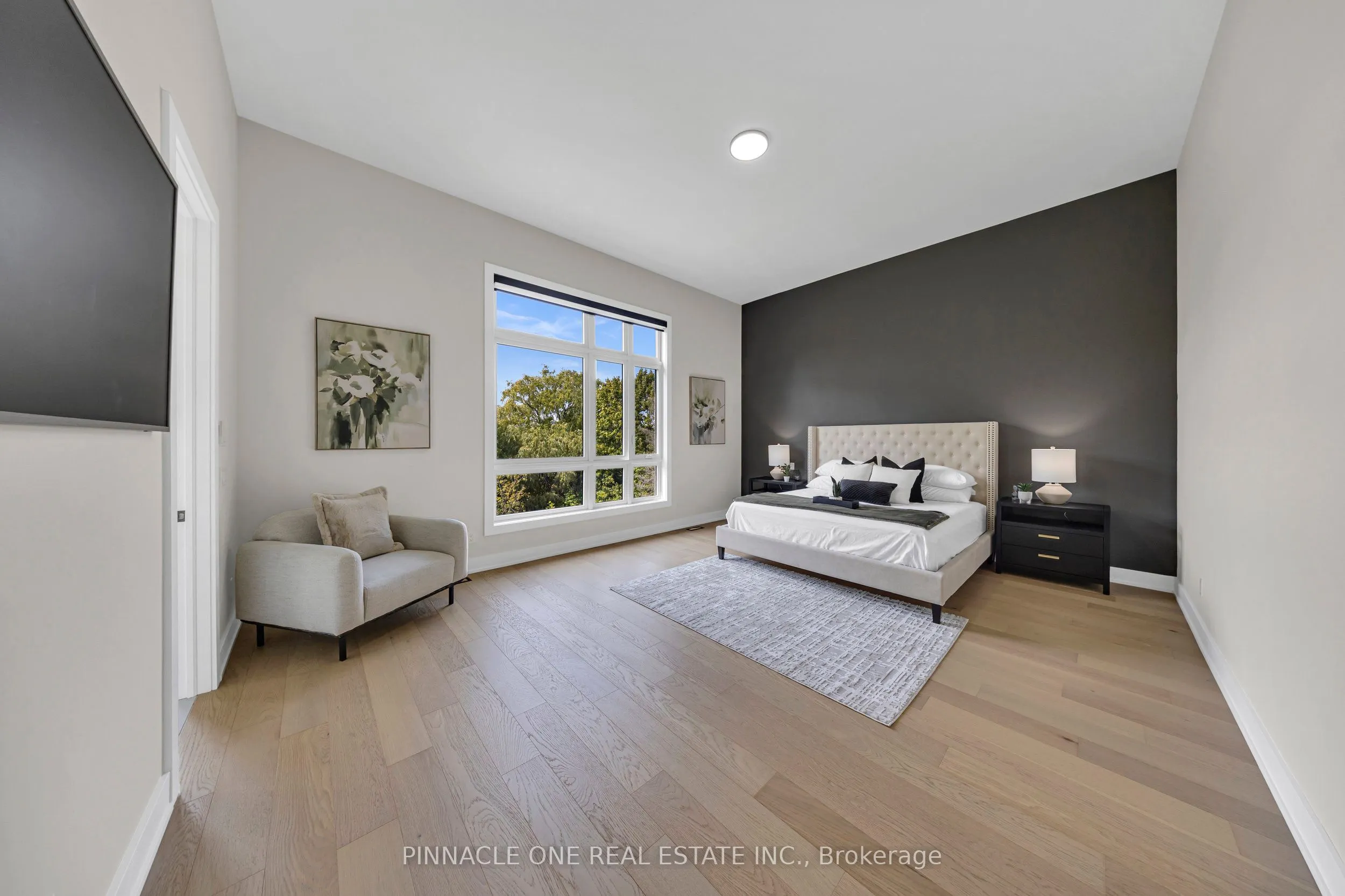 12 Tidmarsh Lane