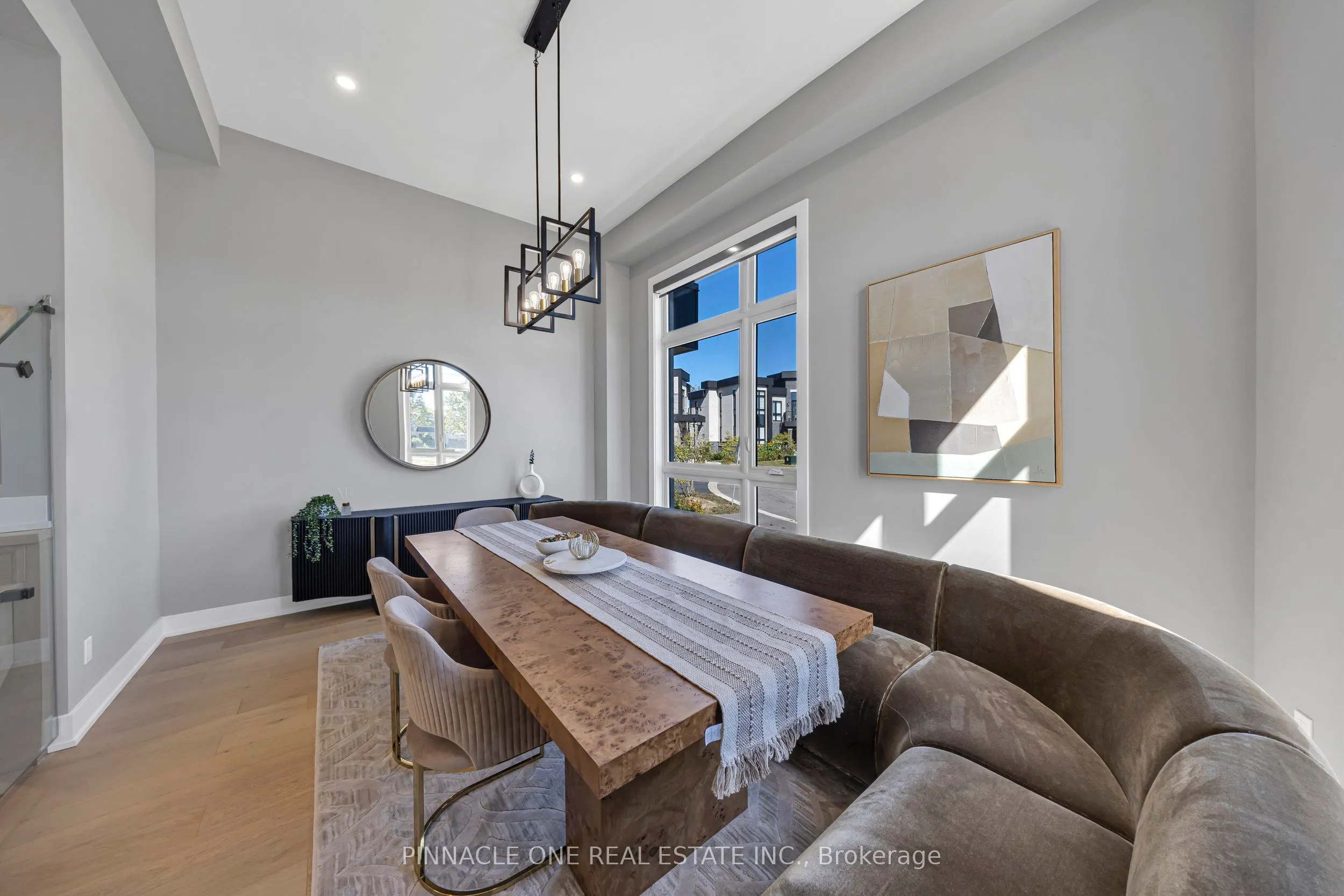 12 Tidmarsh Lane