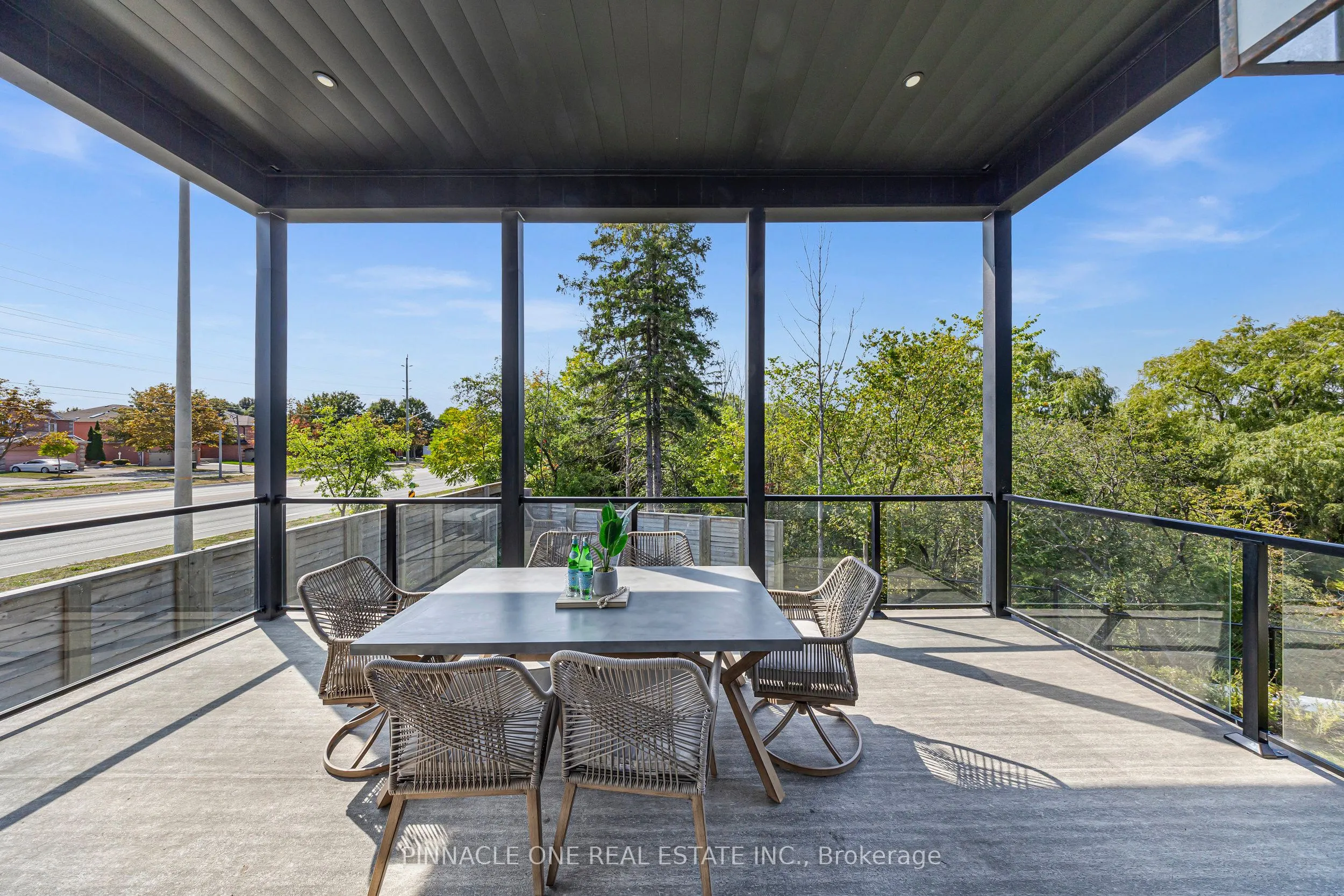 12 Tidmarsh Lane