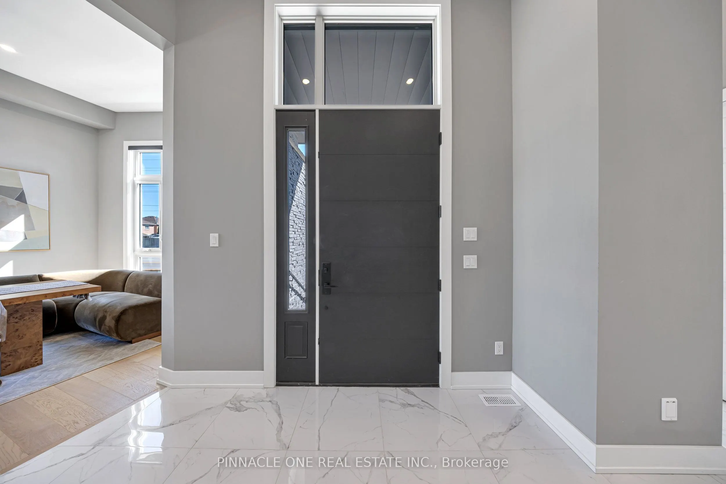 12 Tidmarsh Lane