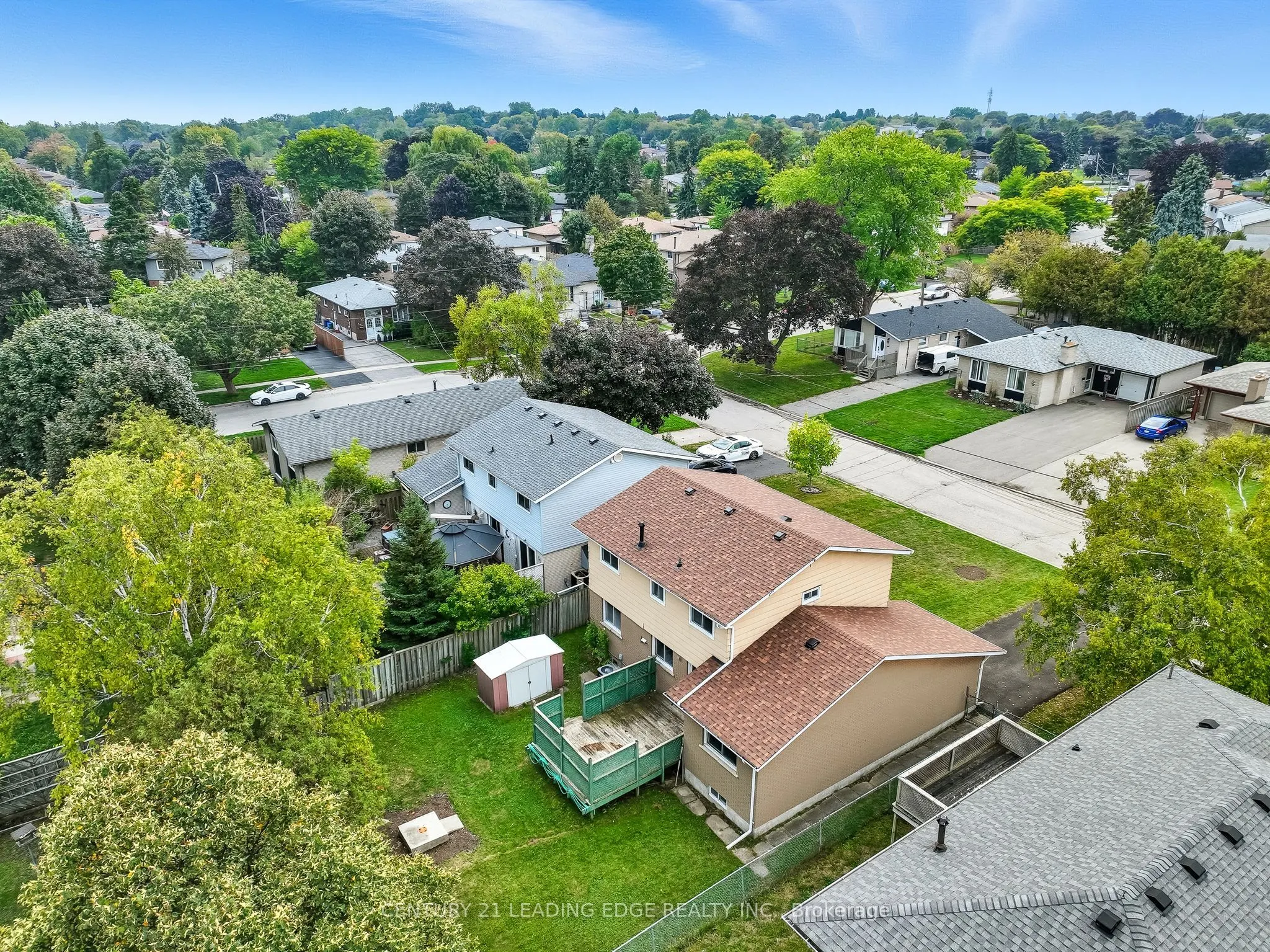 926 Marinet Crescent