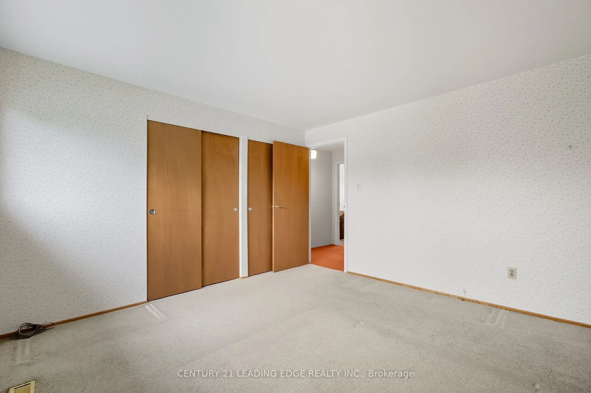 926 Marinet Crescent