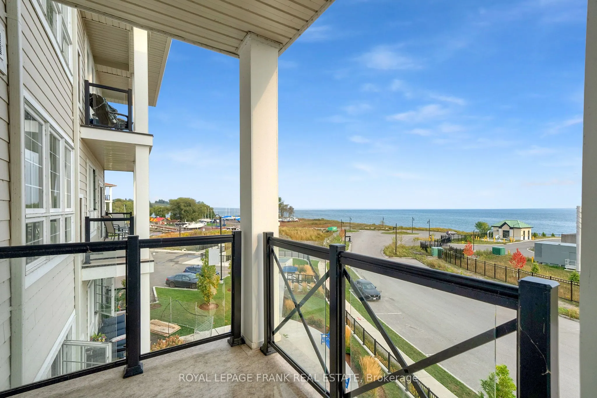 50 Lakebreeze Drive, #318