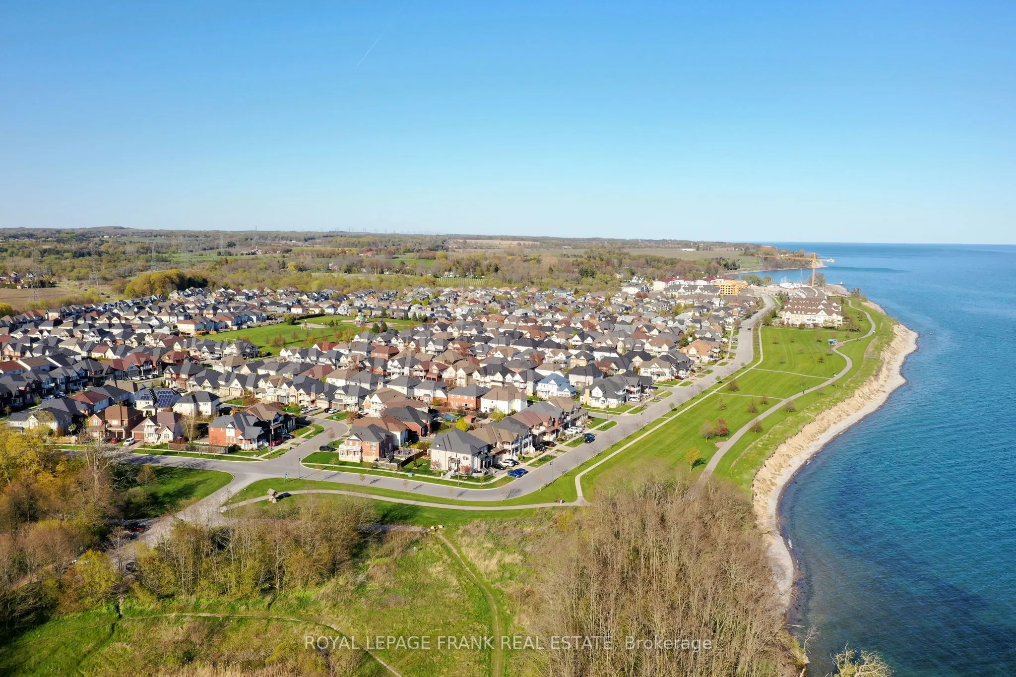 50 Lakebreeze Drive, #318