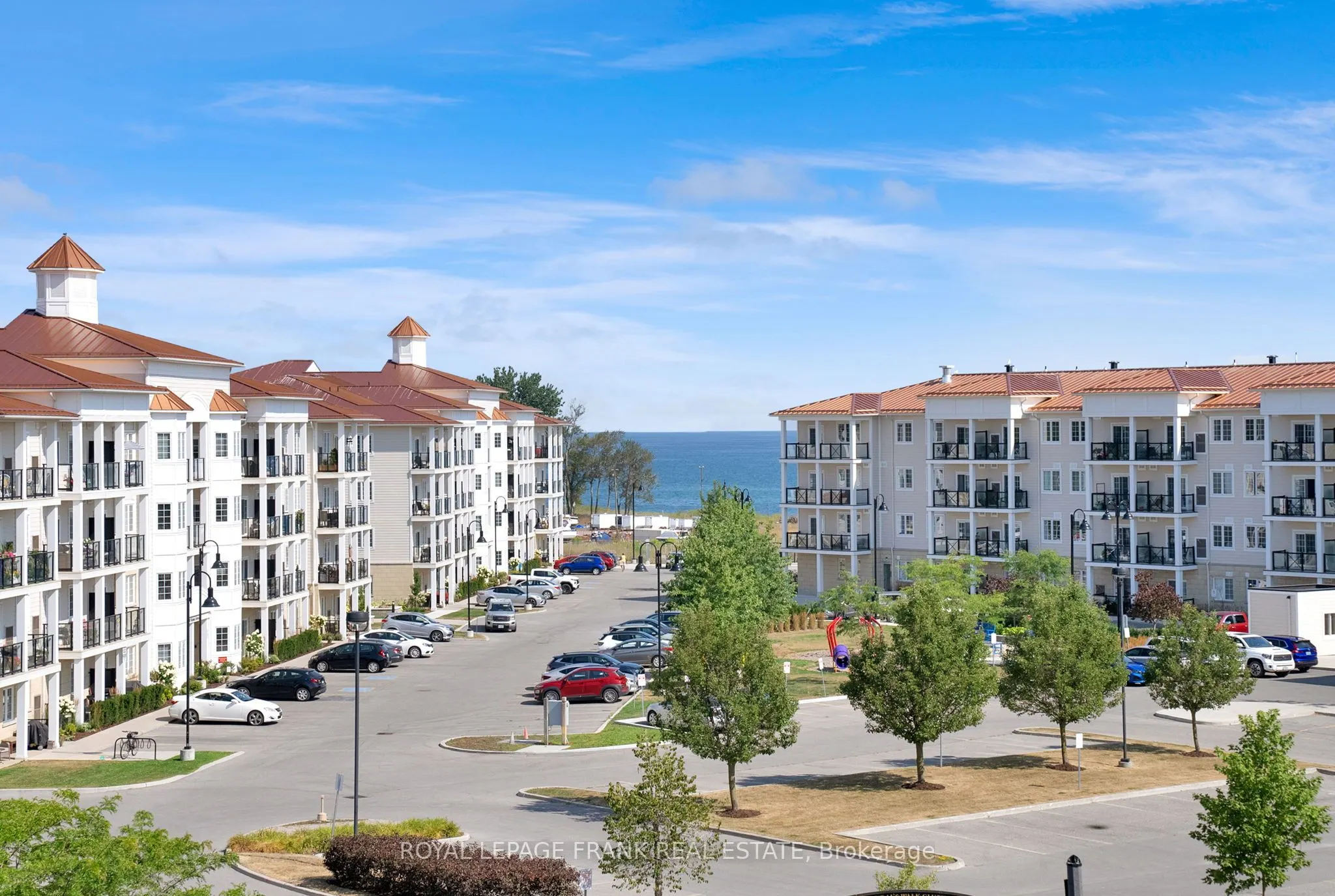 50 Lakebreeze Drive, #318