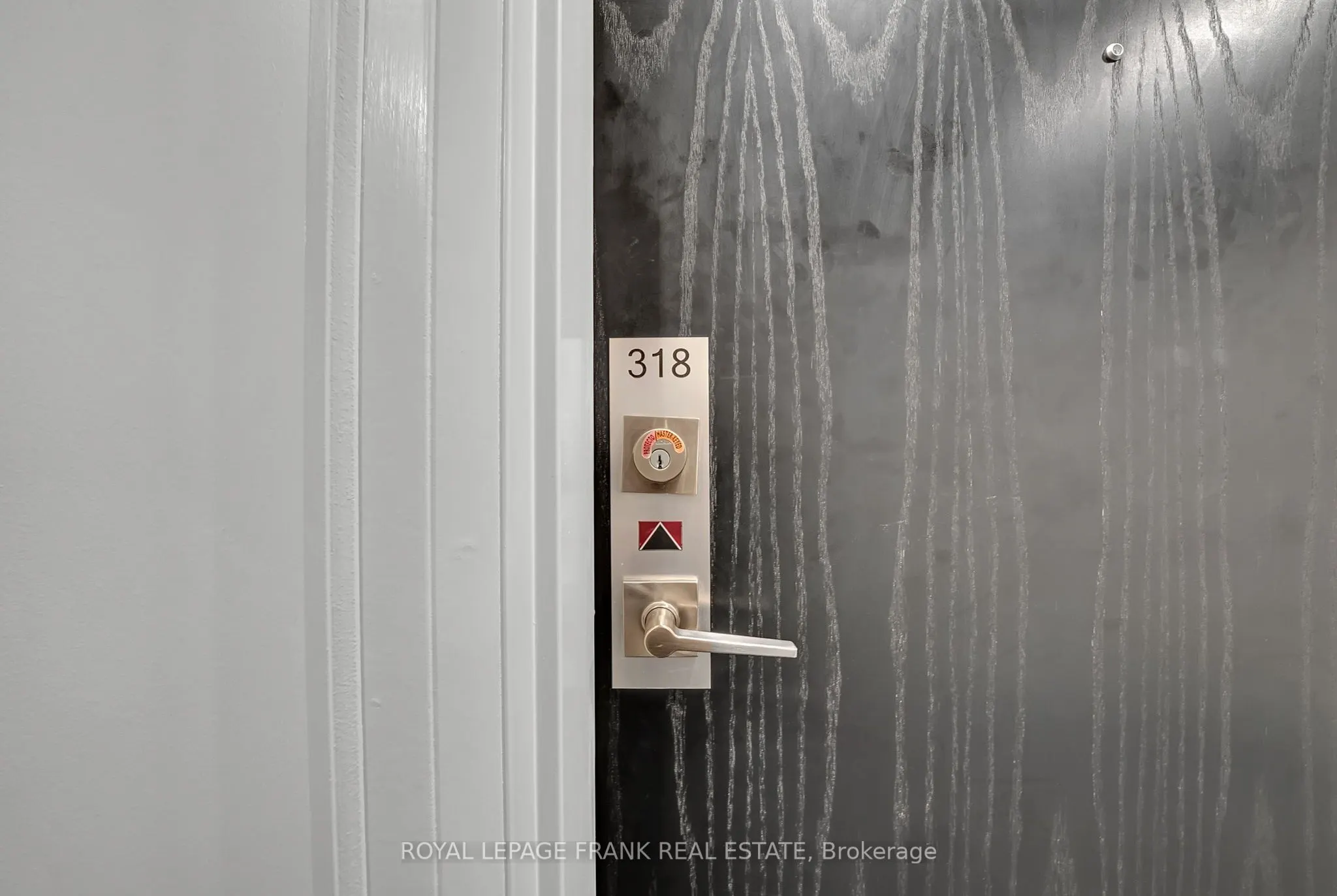 50 Lakebreeze Drive, #318