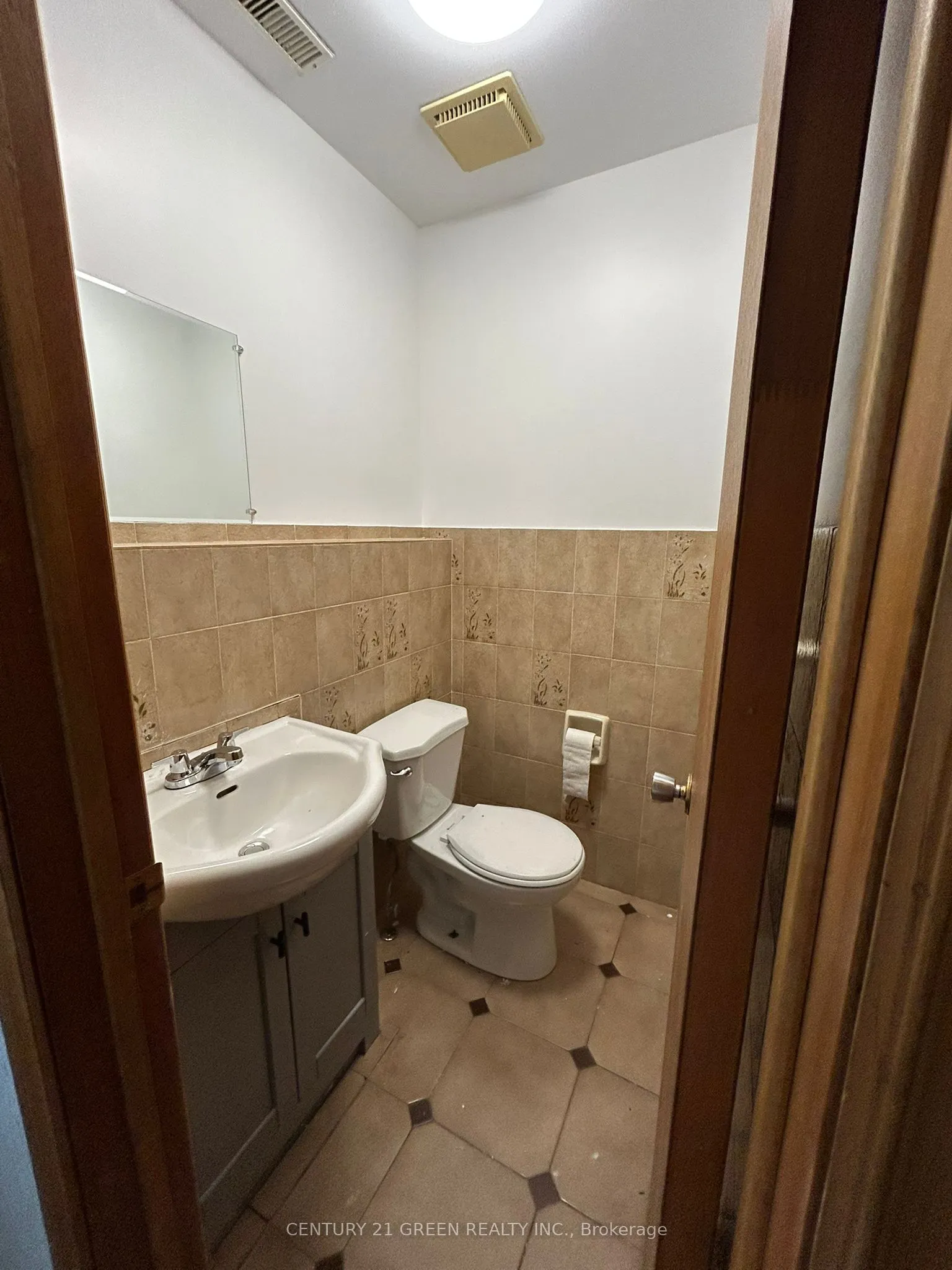 719 Keates Avenue, #Main