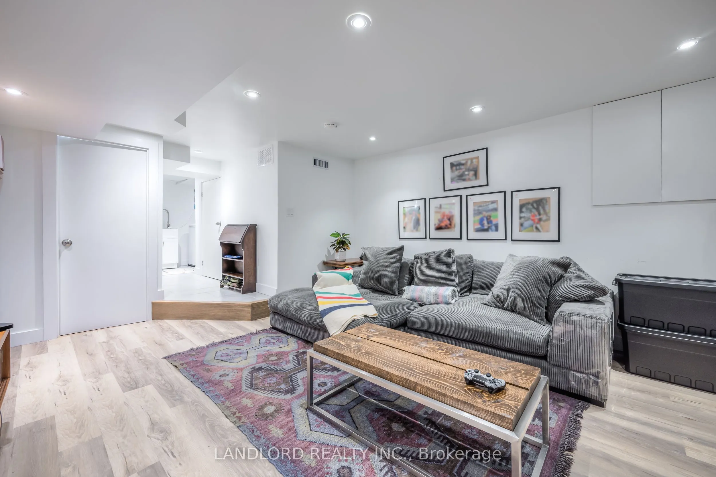 75 Gainsborough Road
