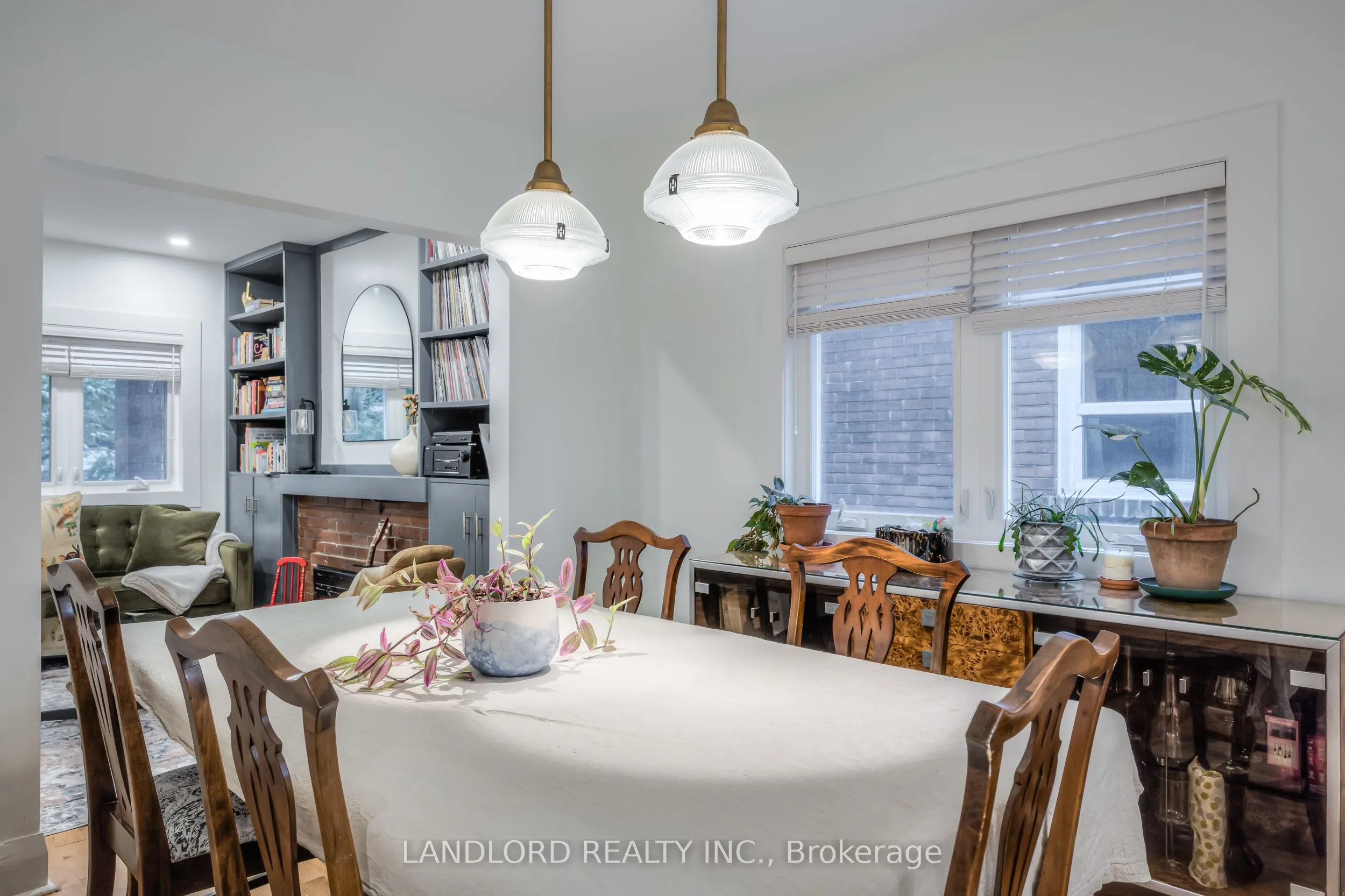 75 Gainsborough Road