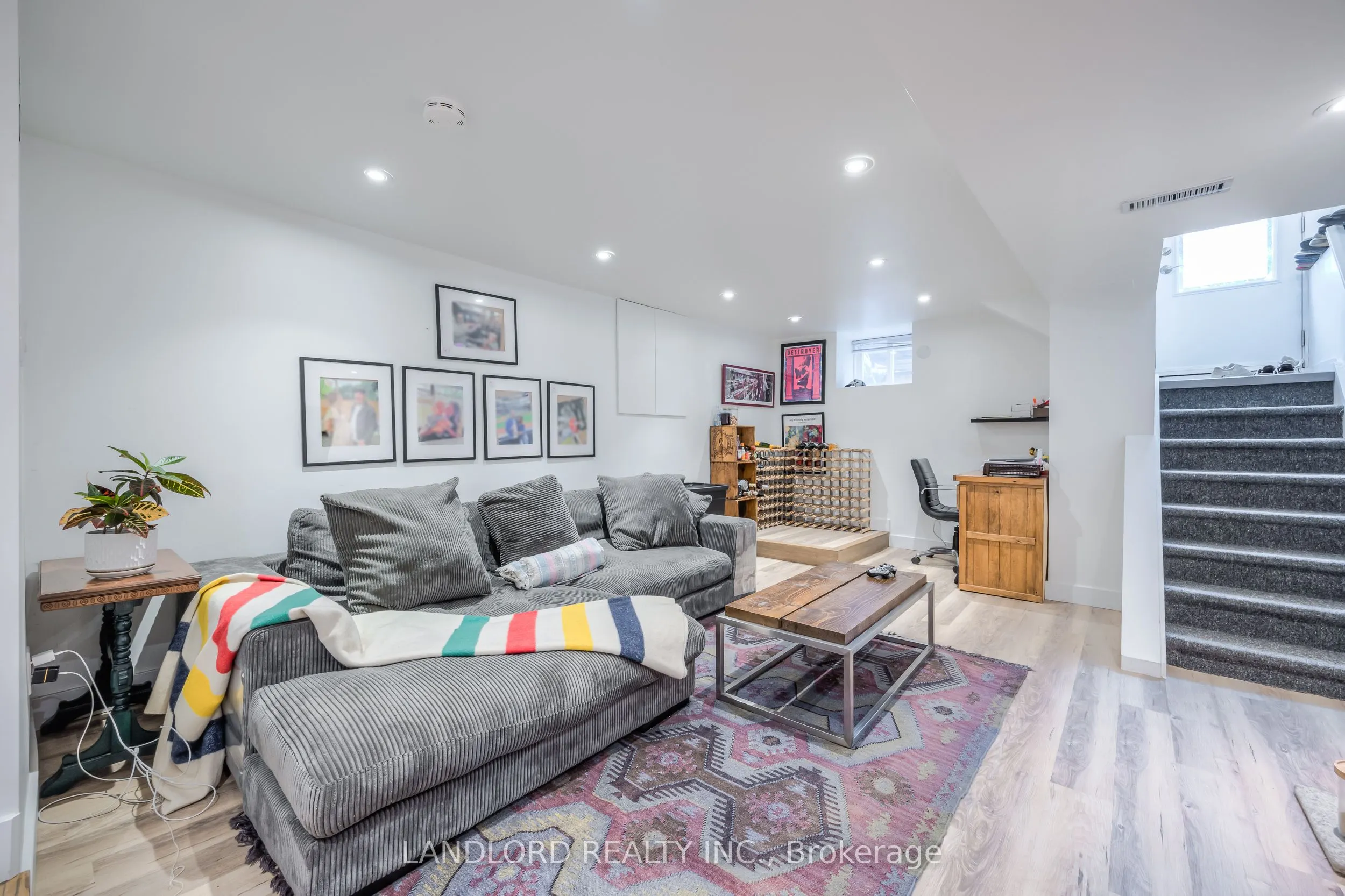75 Gainsborough Road