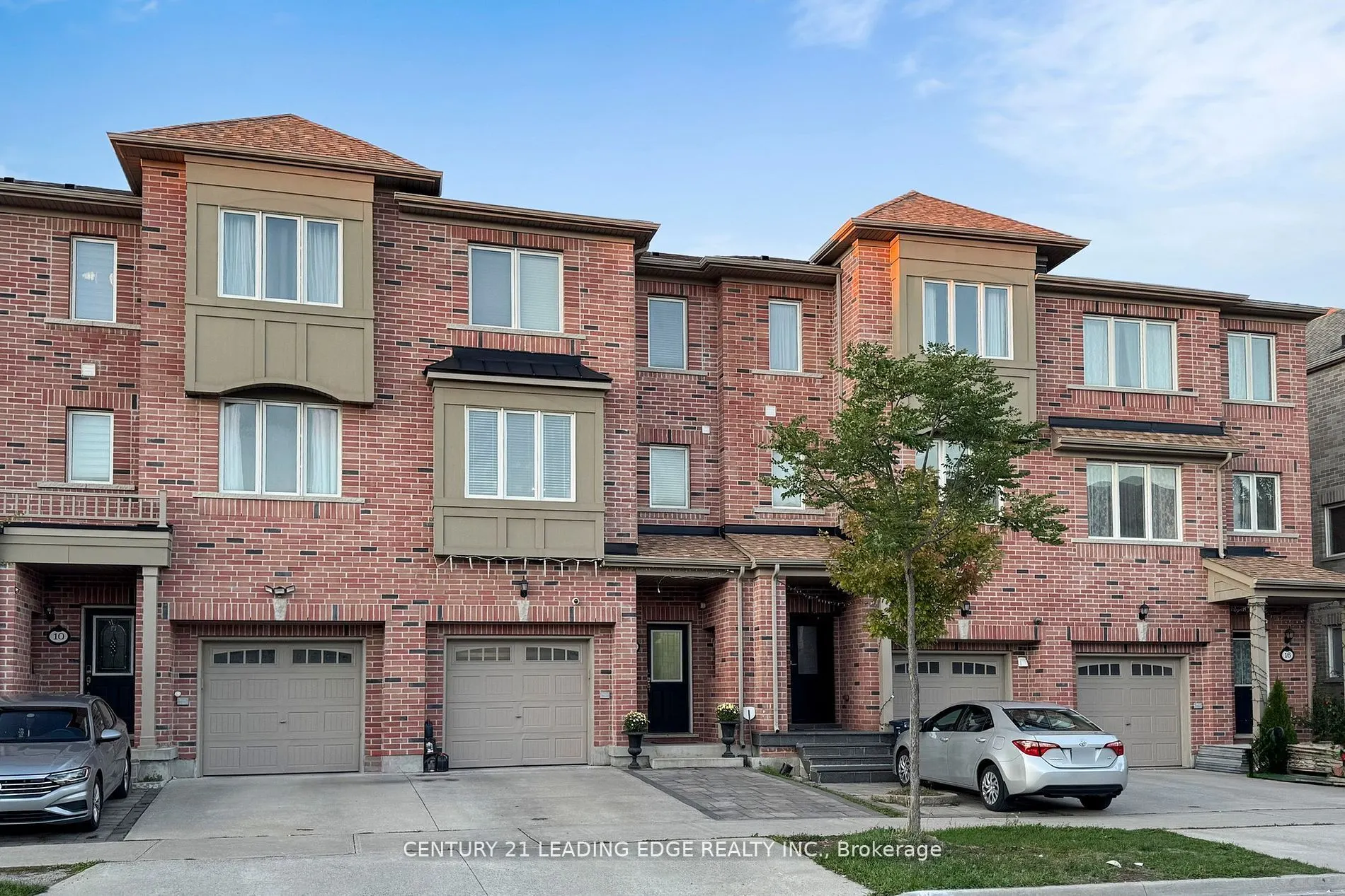 12 Pringdale Gardens Circle E
