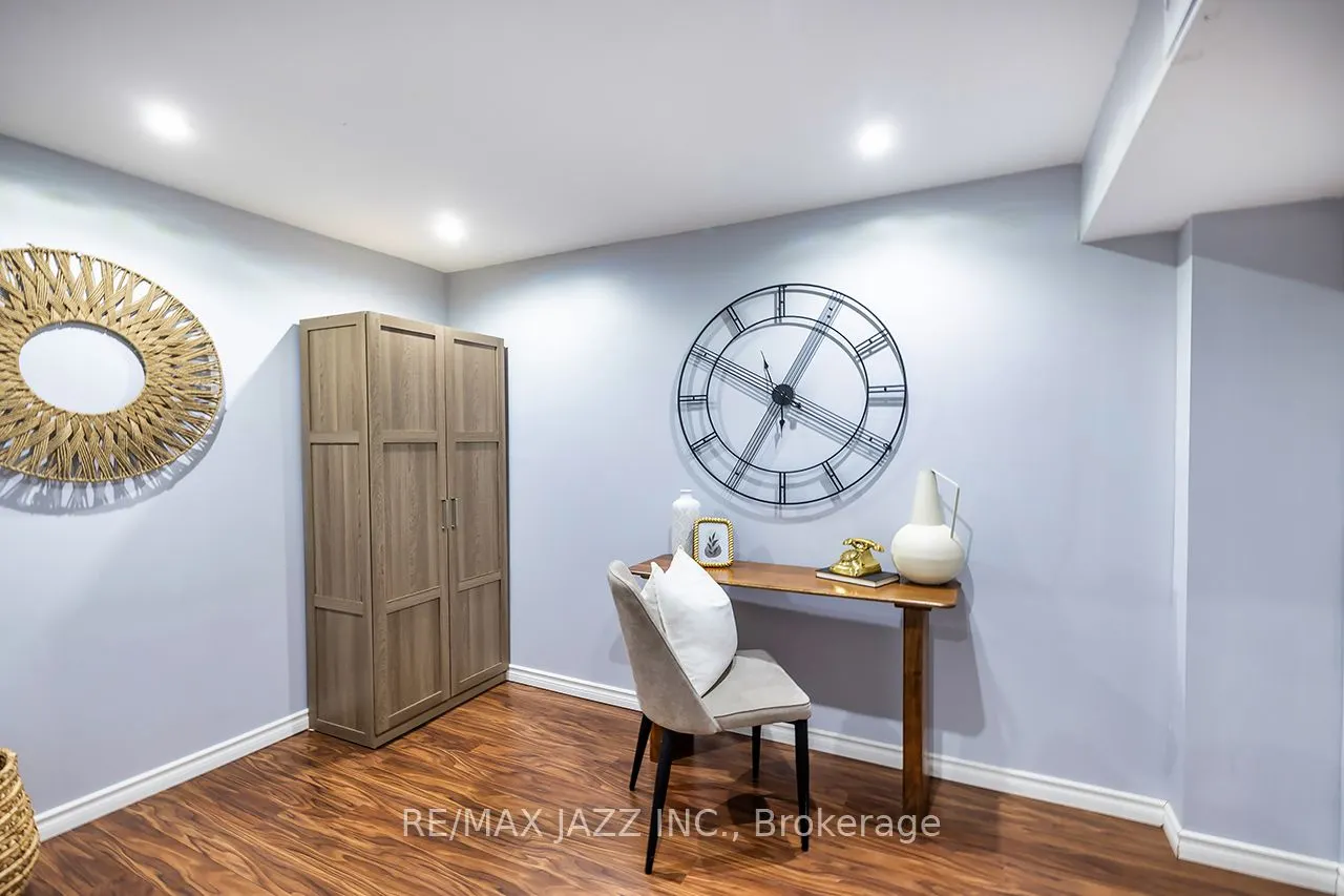 53 Vail Meadows Crescent