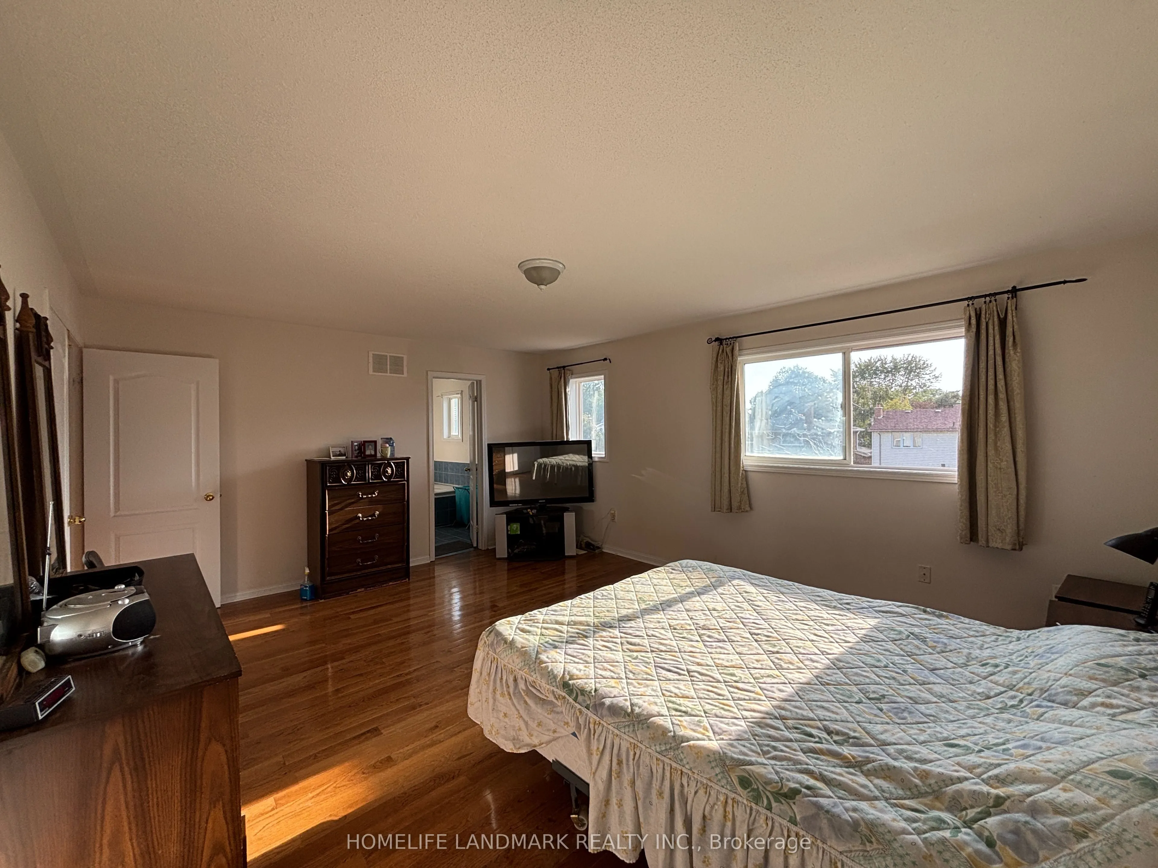 28 Stonebridge Boulevard