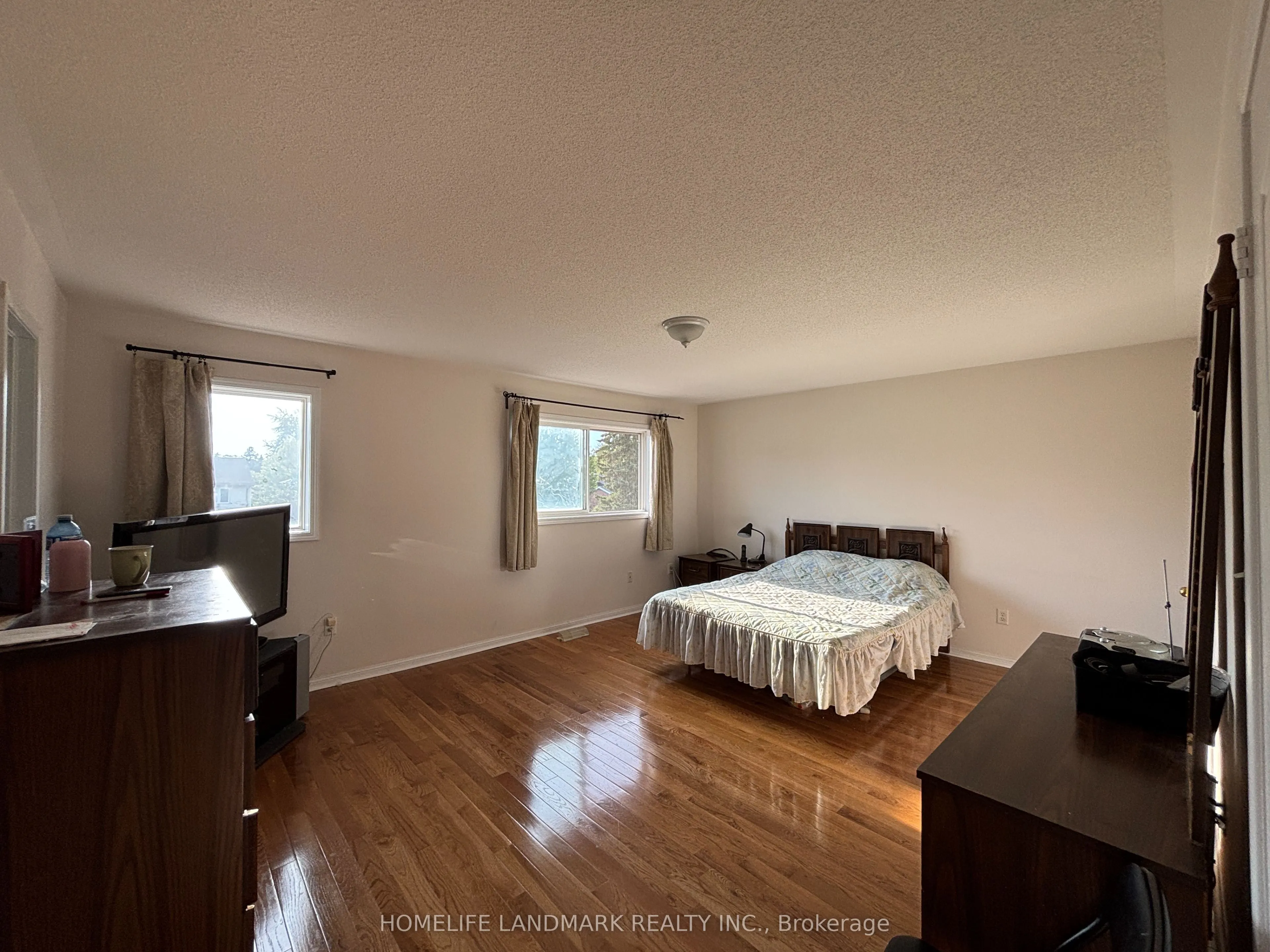 28 Stonebridge Boulevard