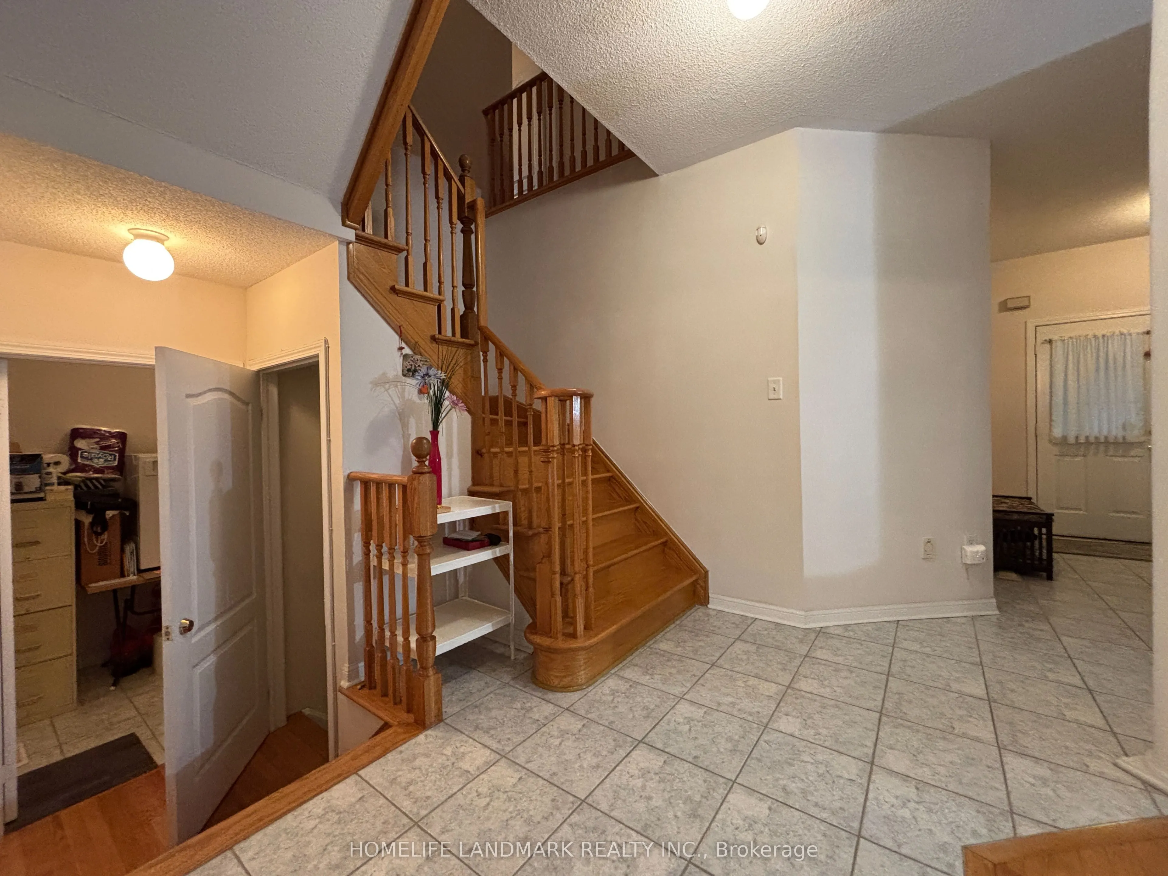 28 Stonebridge Boulevard