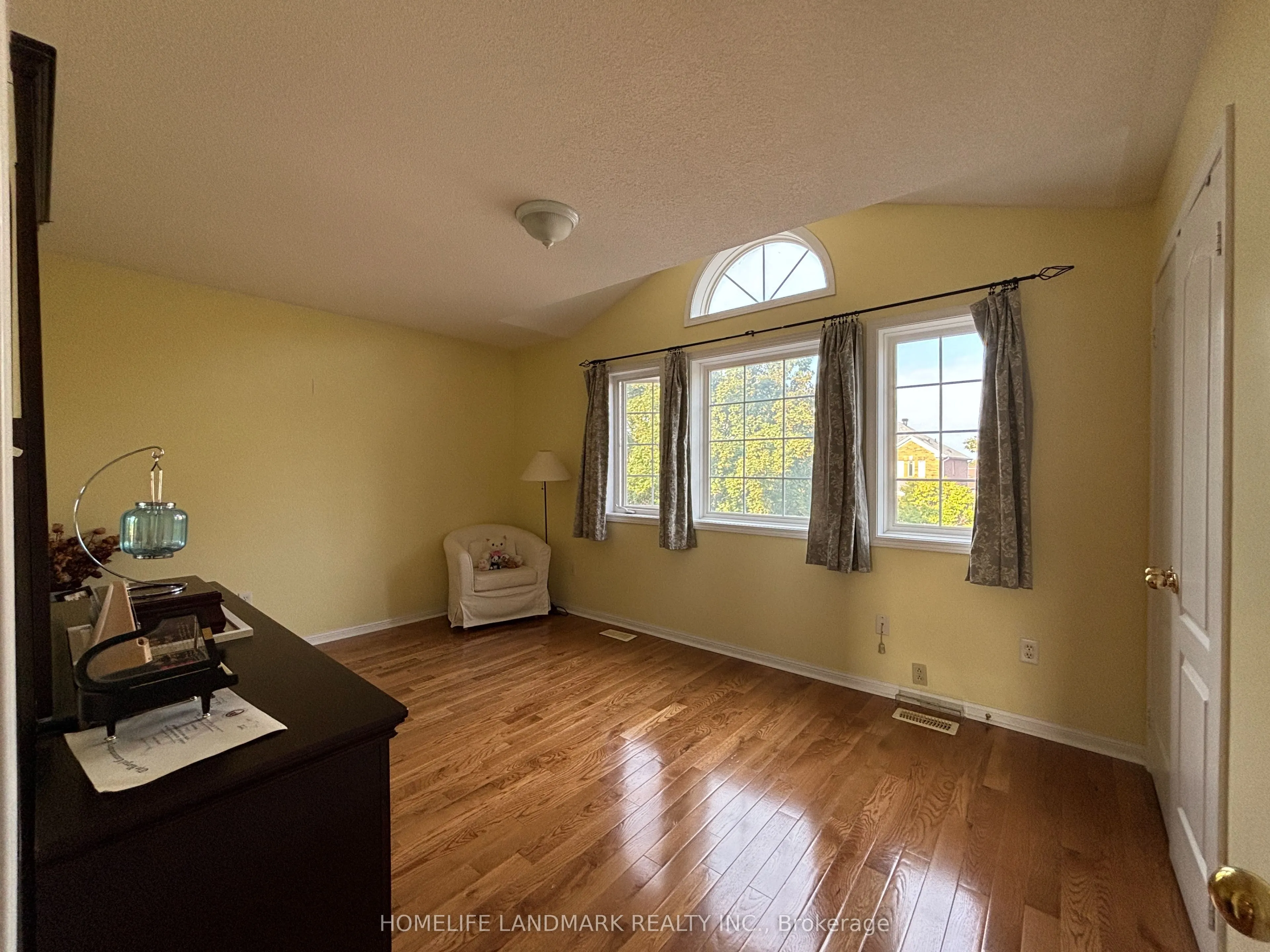 28 Stonebridge Boulevard