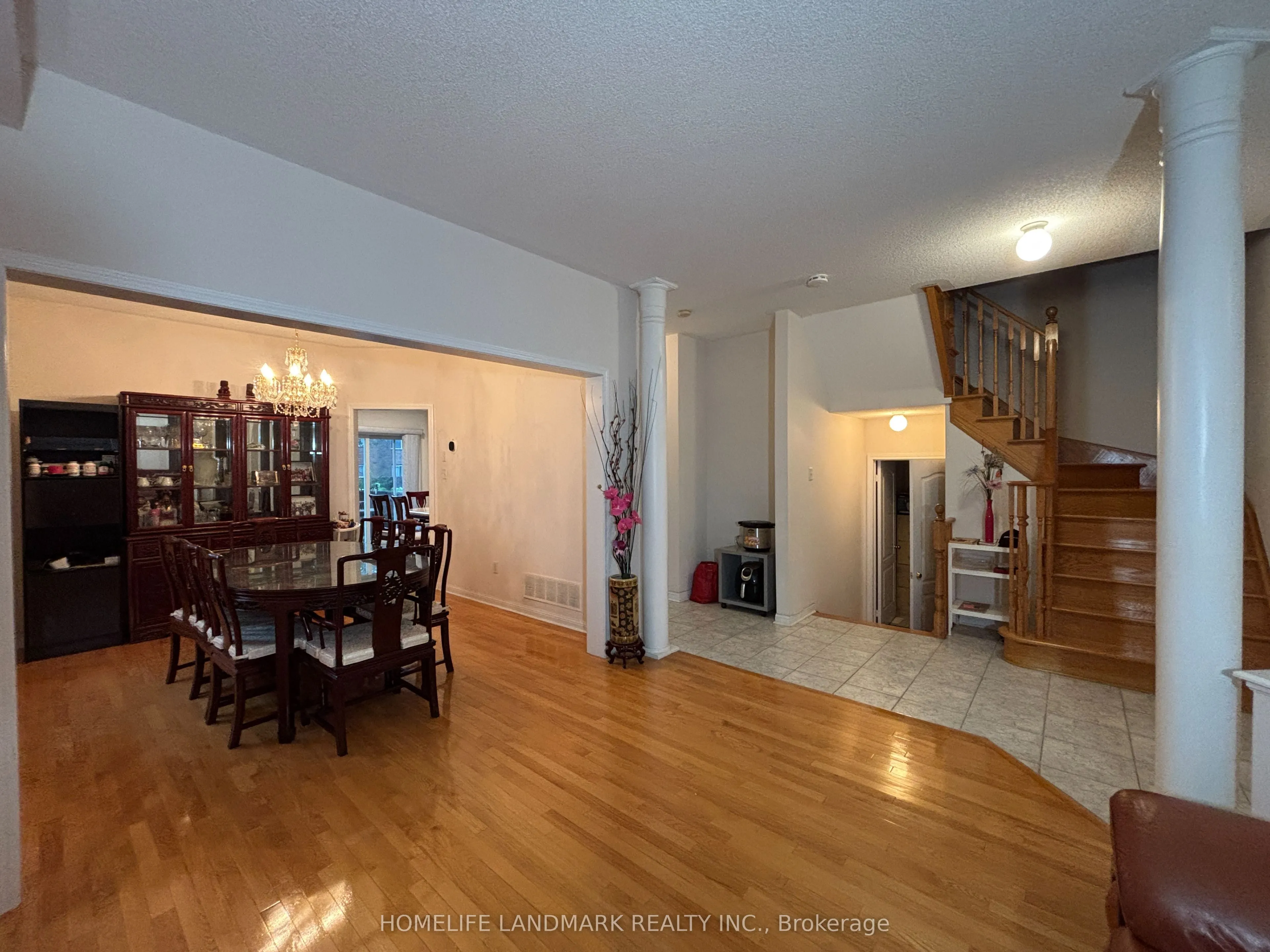 28 Stonebridge Boulevard