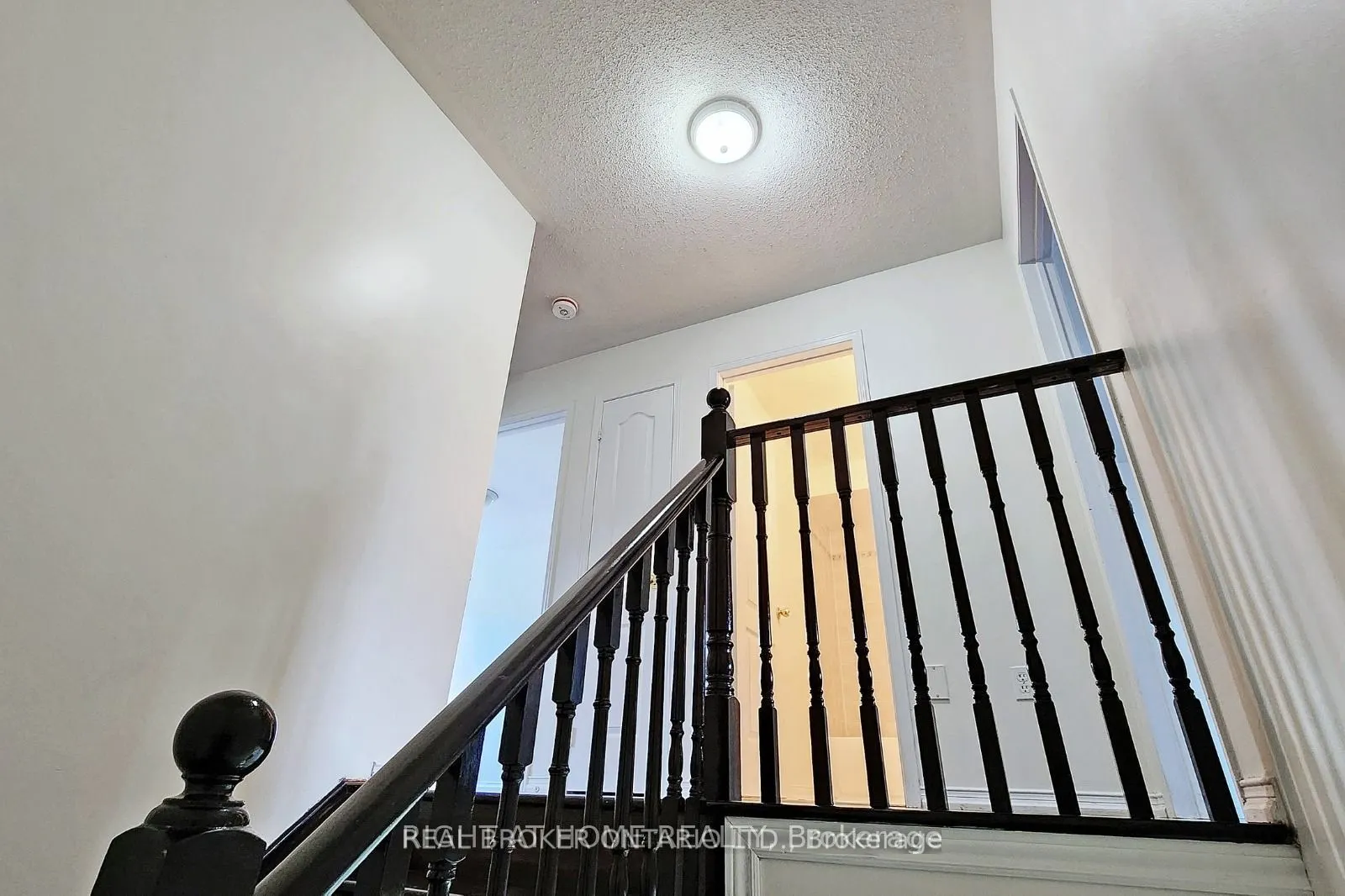 77 Carpendale Crescent