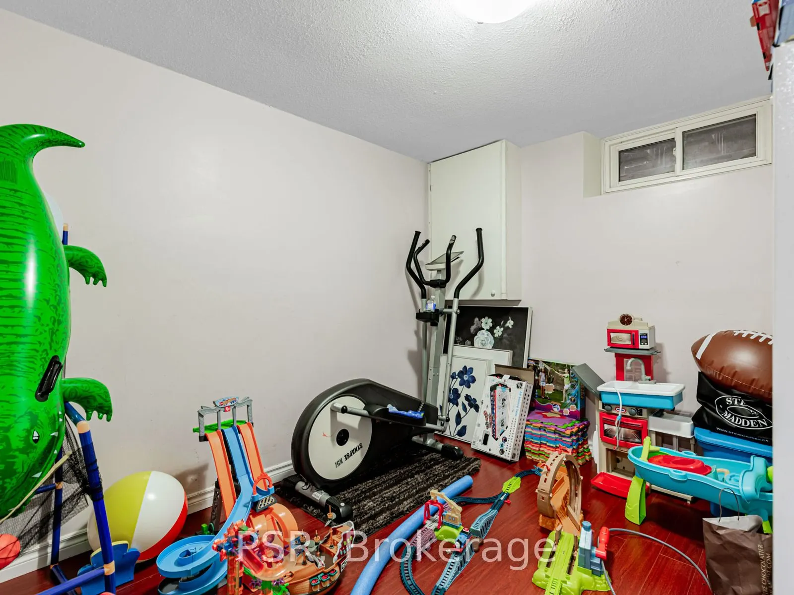 27 Willsteven Drive